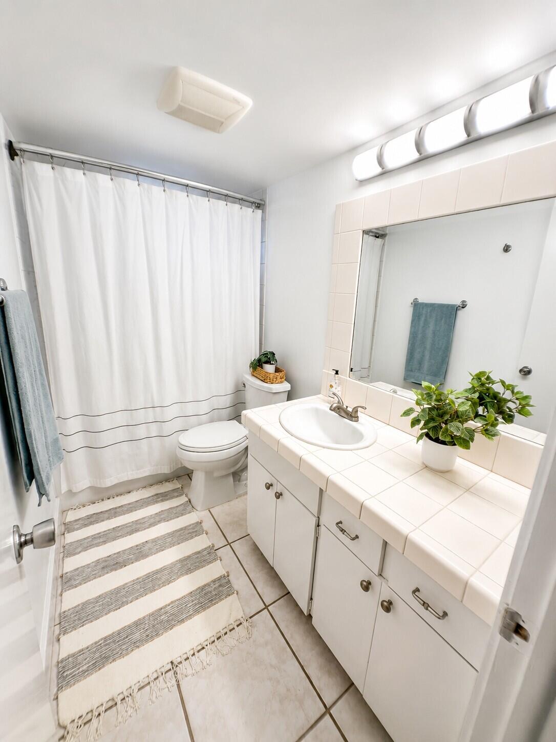HERITAGE LANDINGS CONDO - Residential