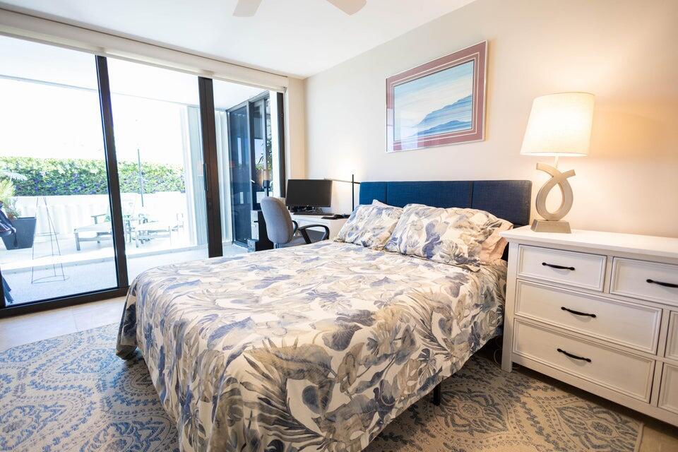 MAYFAIR HOUSE CONDO - Residential