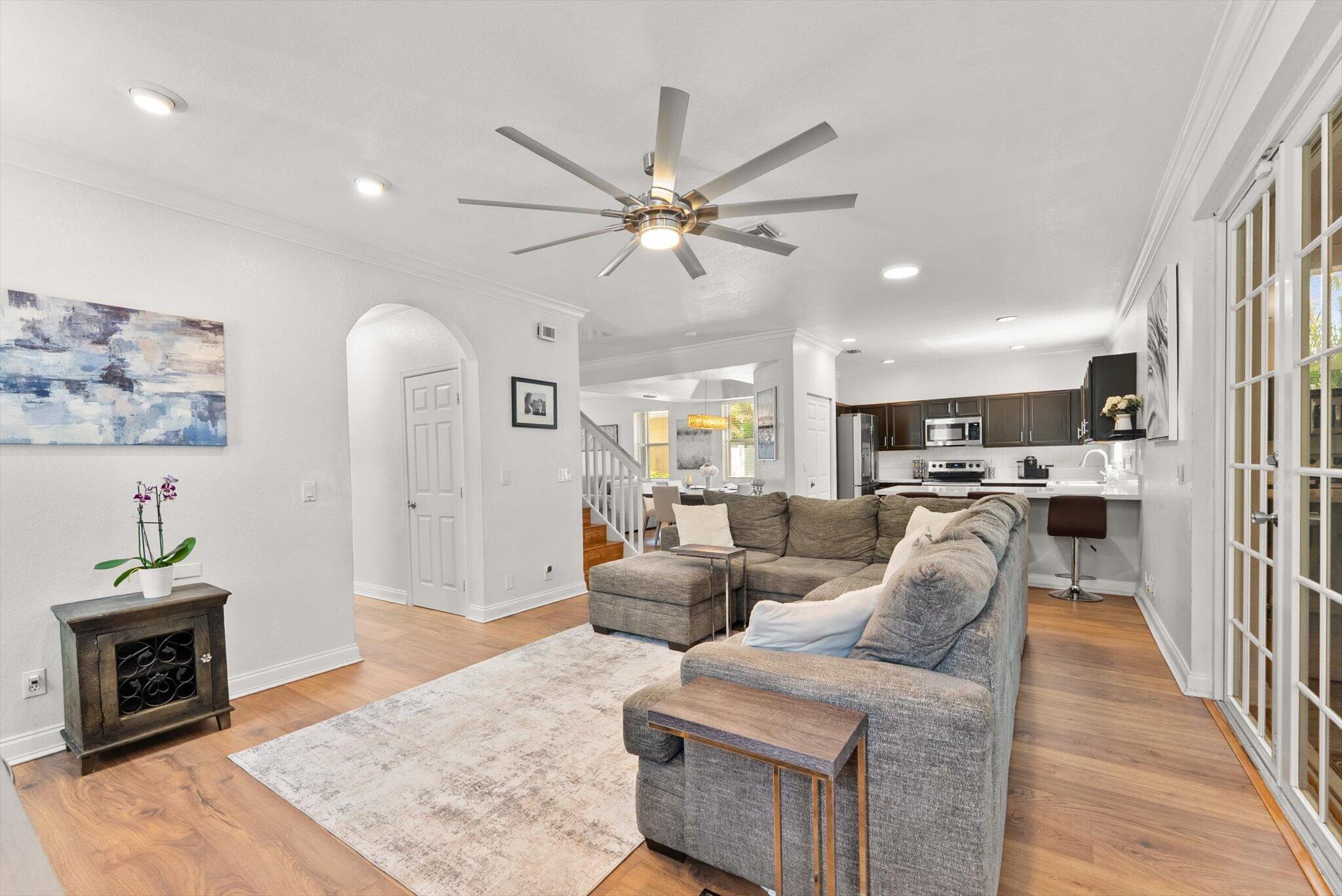 REGENCY LAKES AT COCONUT - Residential