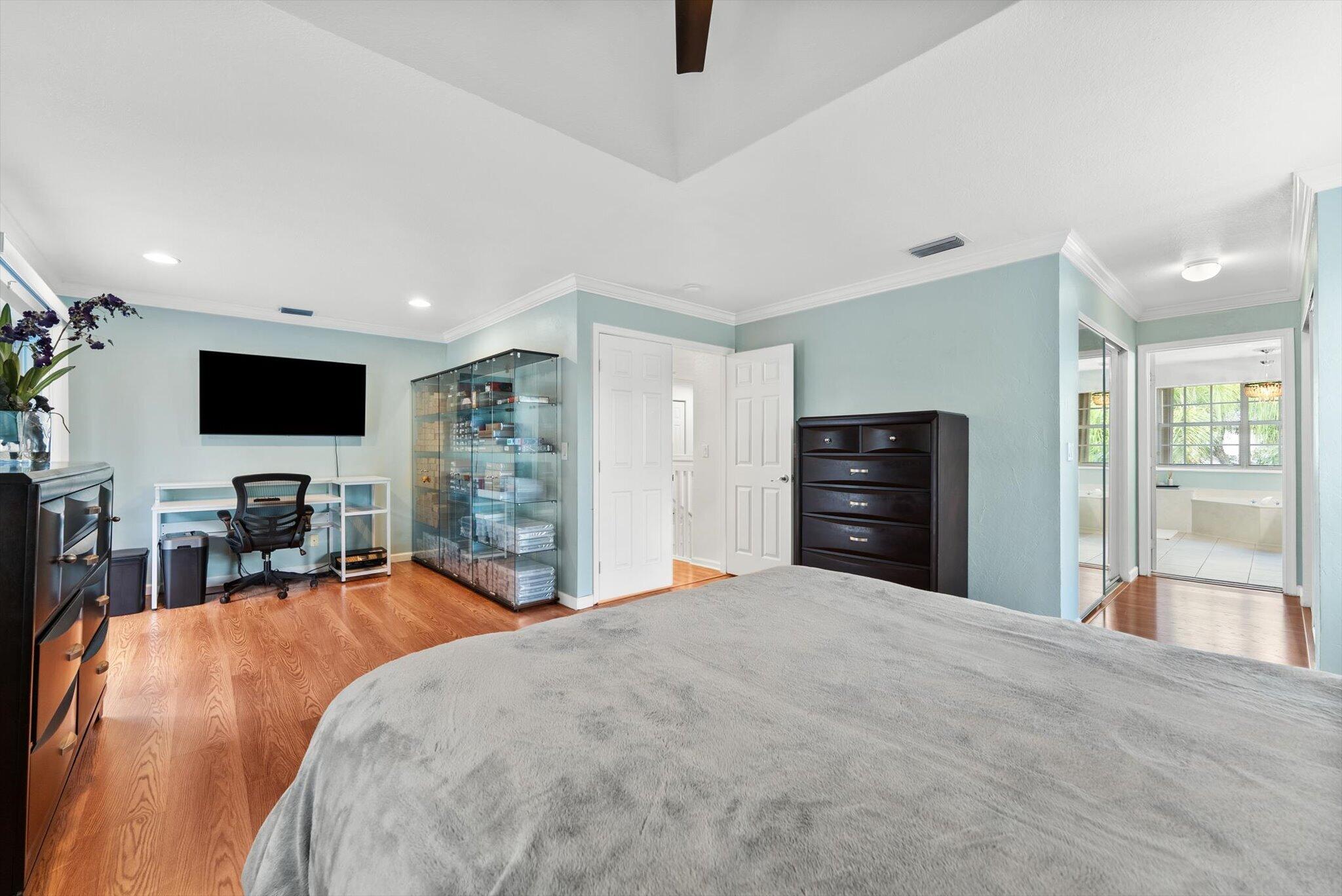REGENCY LAKES AT COCONUT - Residential