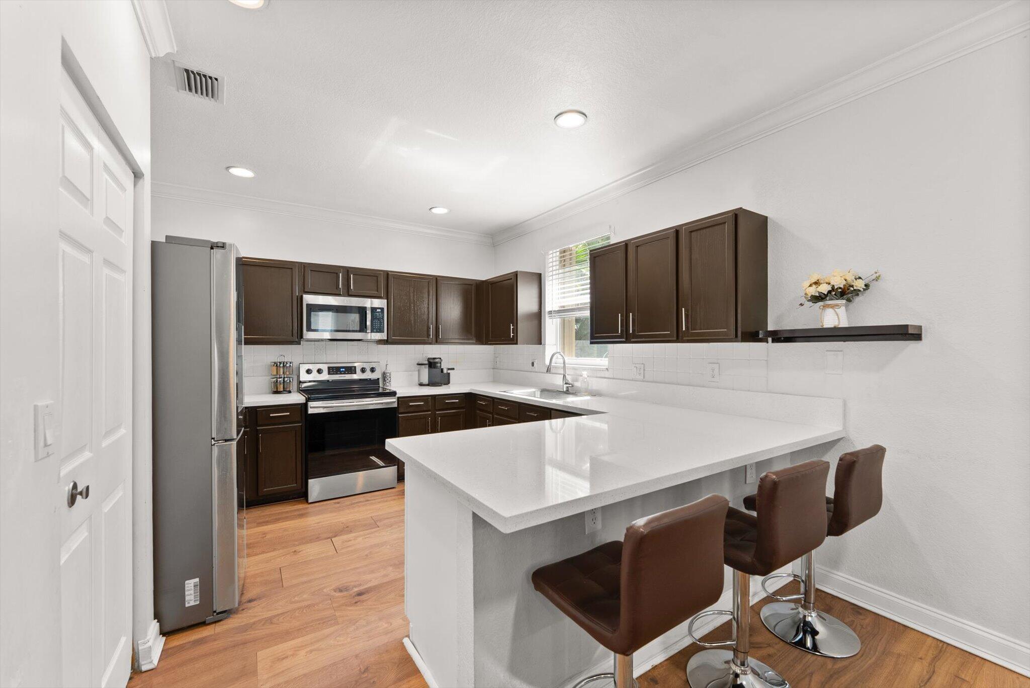 REGENCY LAKES AT COCONUT - Residential