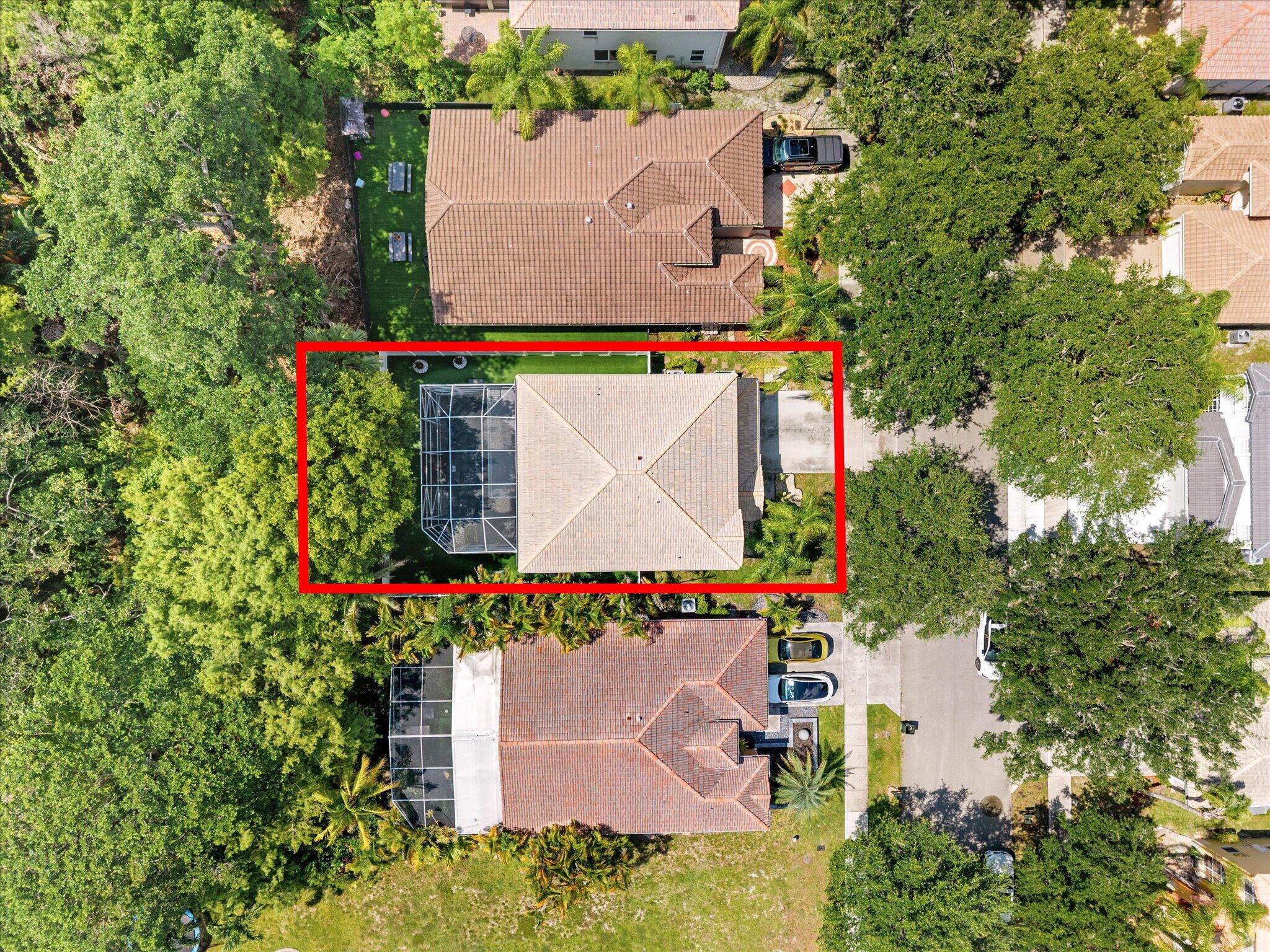 REGENCY LAKES AT COCONUT - Residential