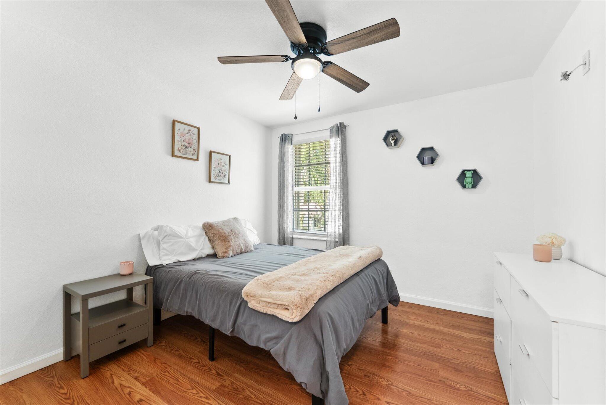 REGENCY LAKES AT COCONUT - Residential