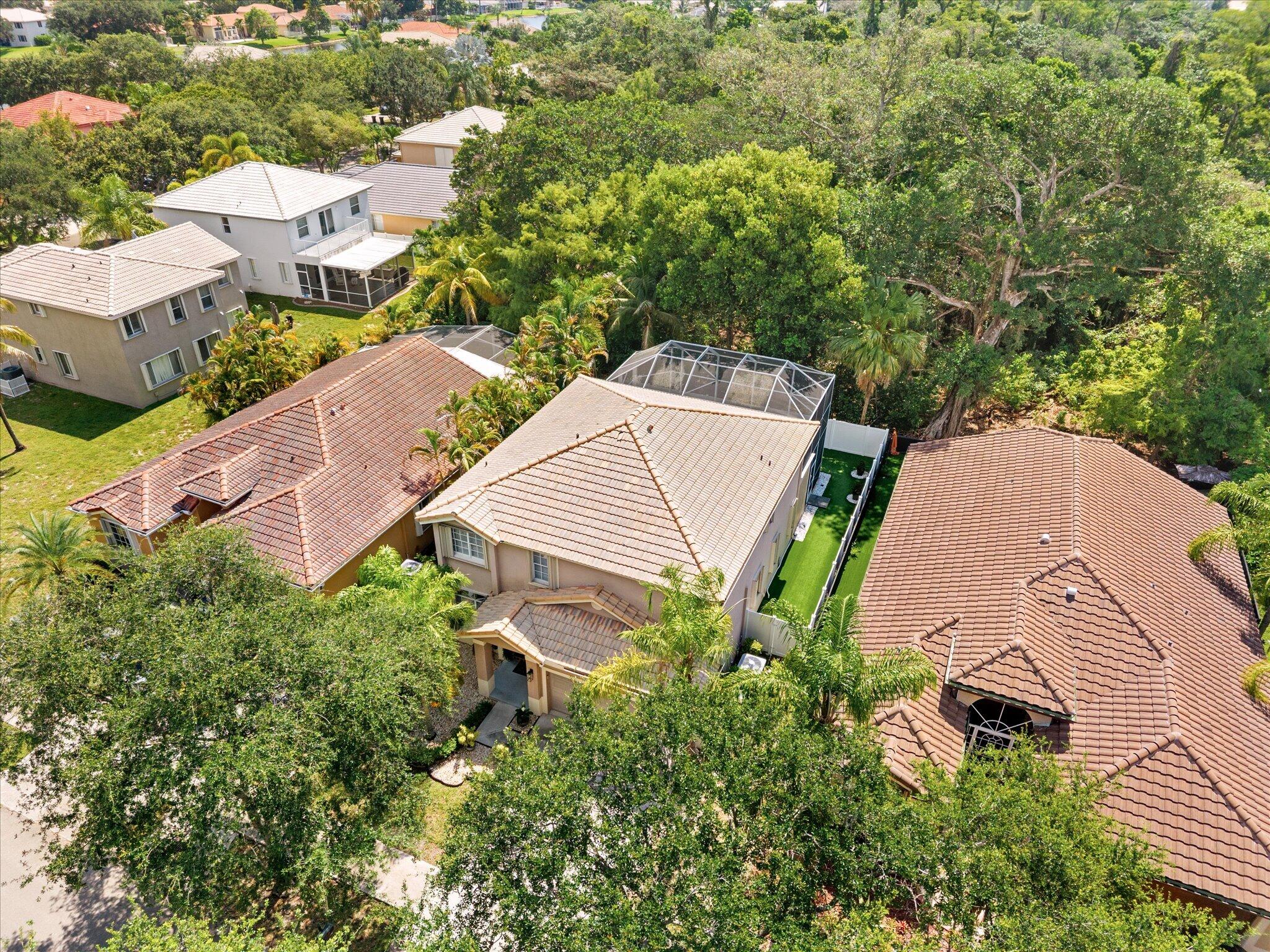 REGENCY LAKES AT COCONUT - Residential