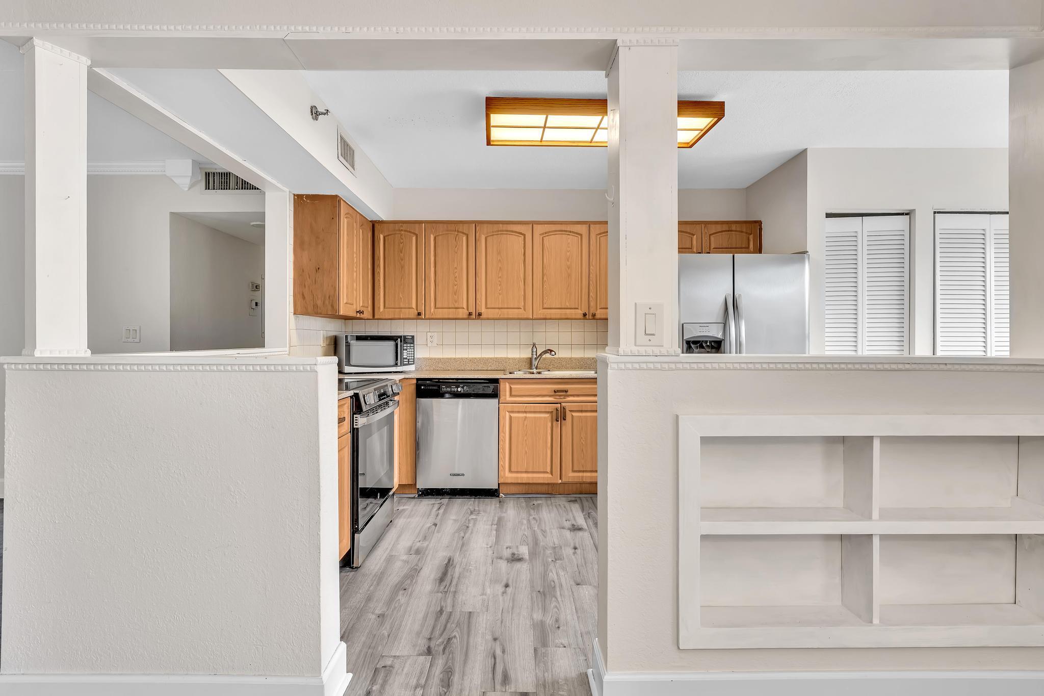REGENCY AT BOCA POINTE CONDO - Residential