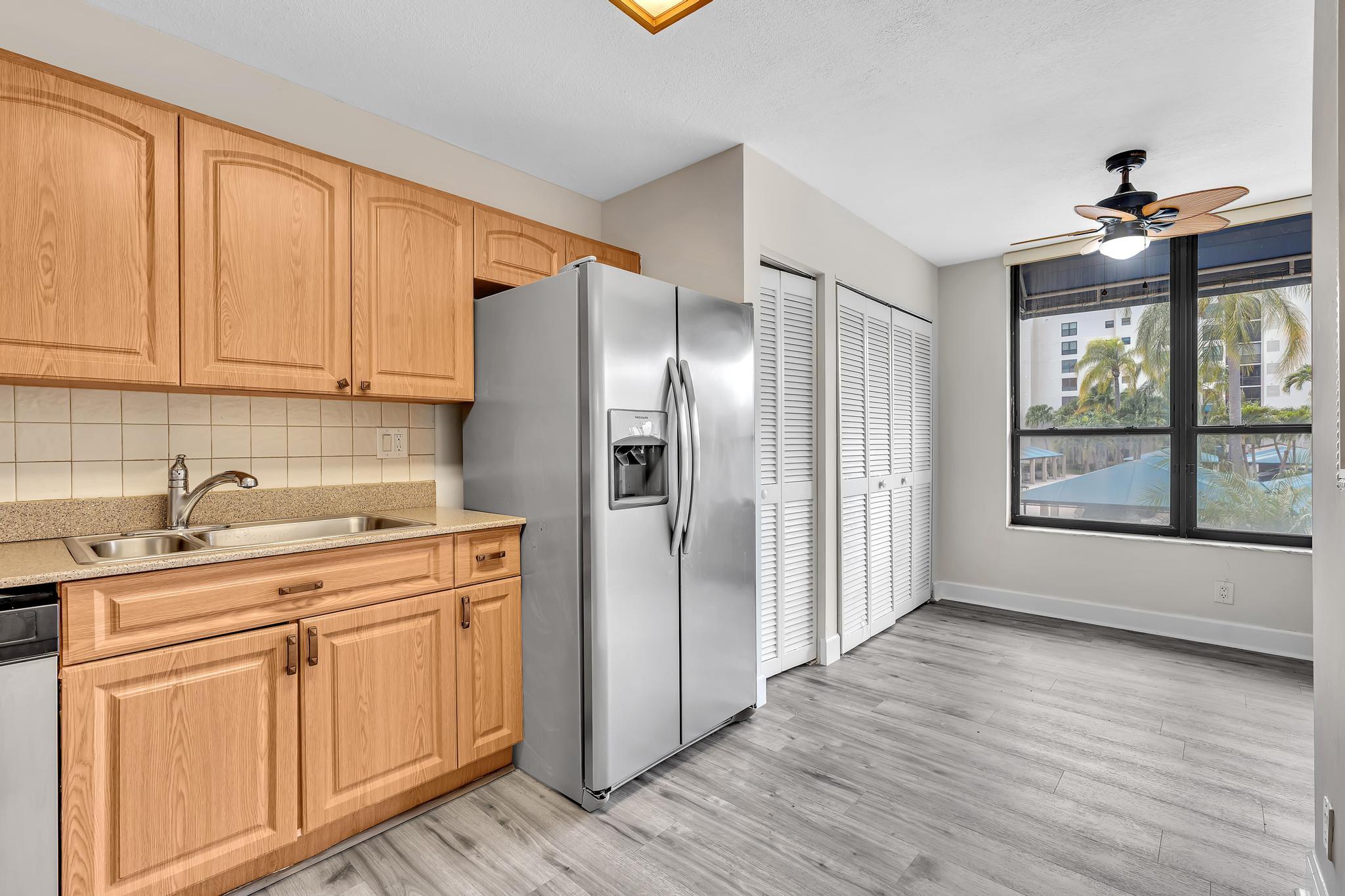 REGENCY AT BOCA POINTE CONDO - Residential
