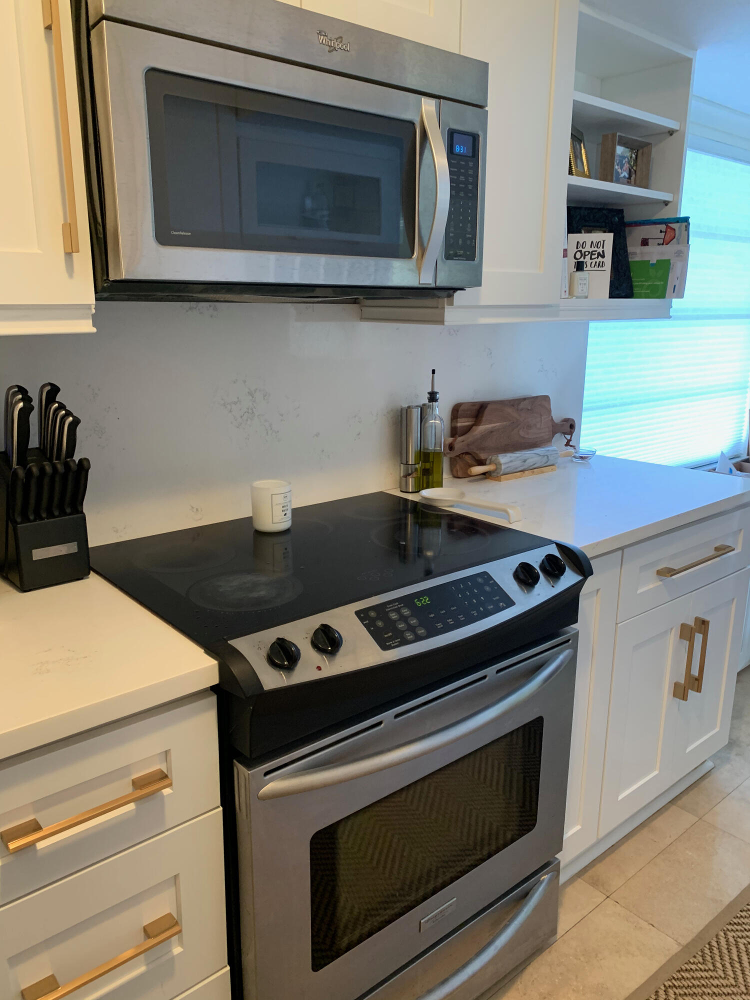 HARBOUR HALL INLET CLUB CONDO - Residential Lease