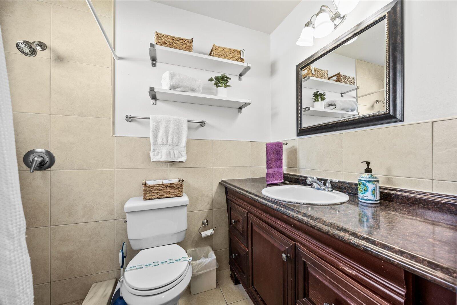 PALM LAKE PARK - Residential
