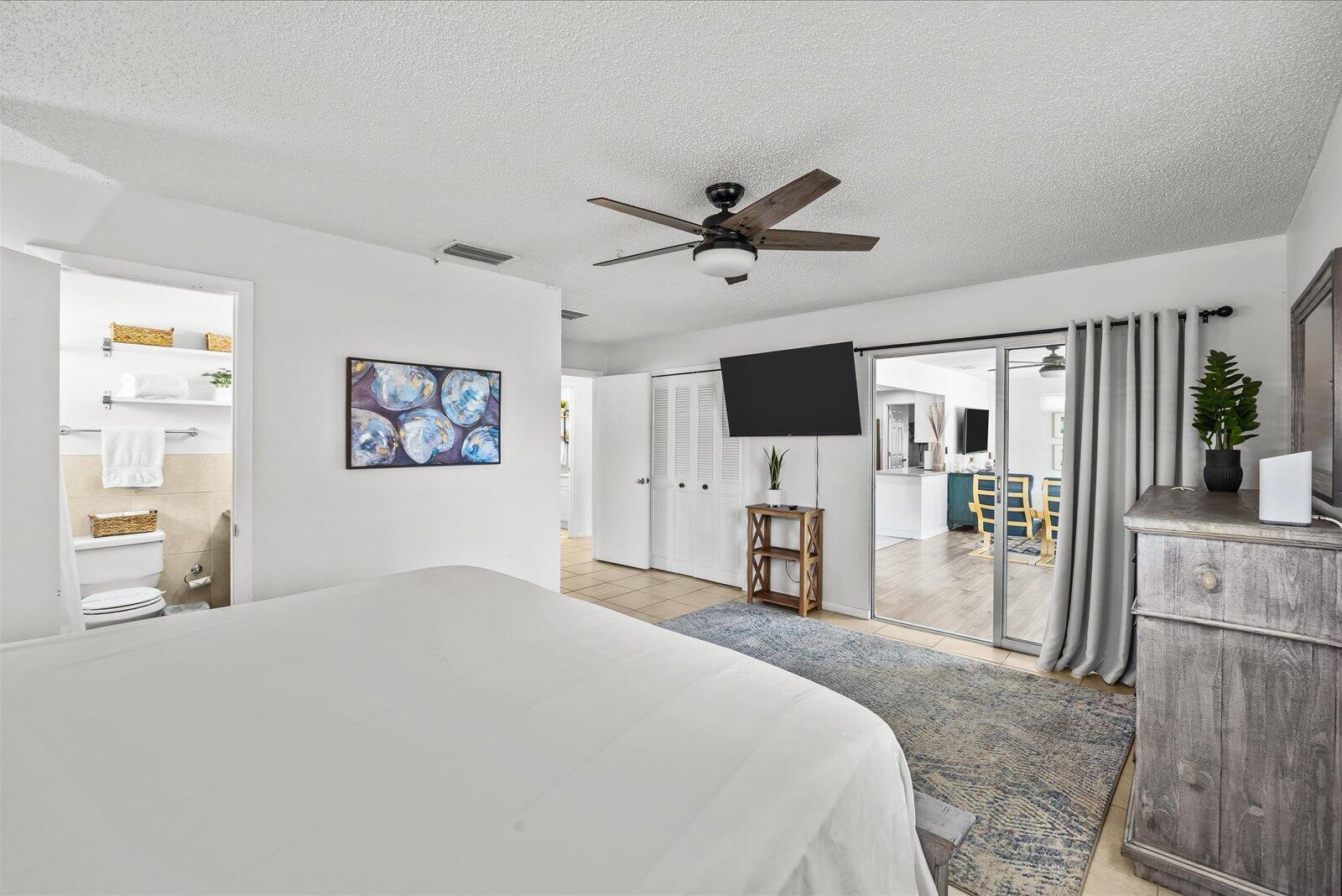 PALM LAKE PARK - Residential