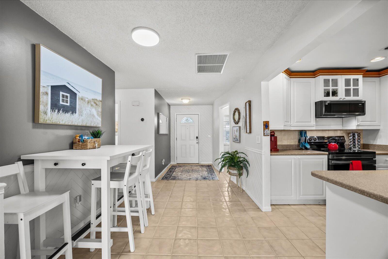 PALM LAKE PARK - Residential