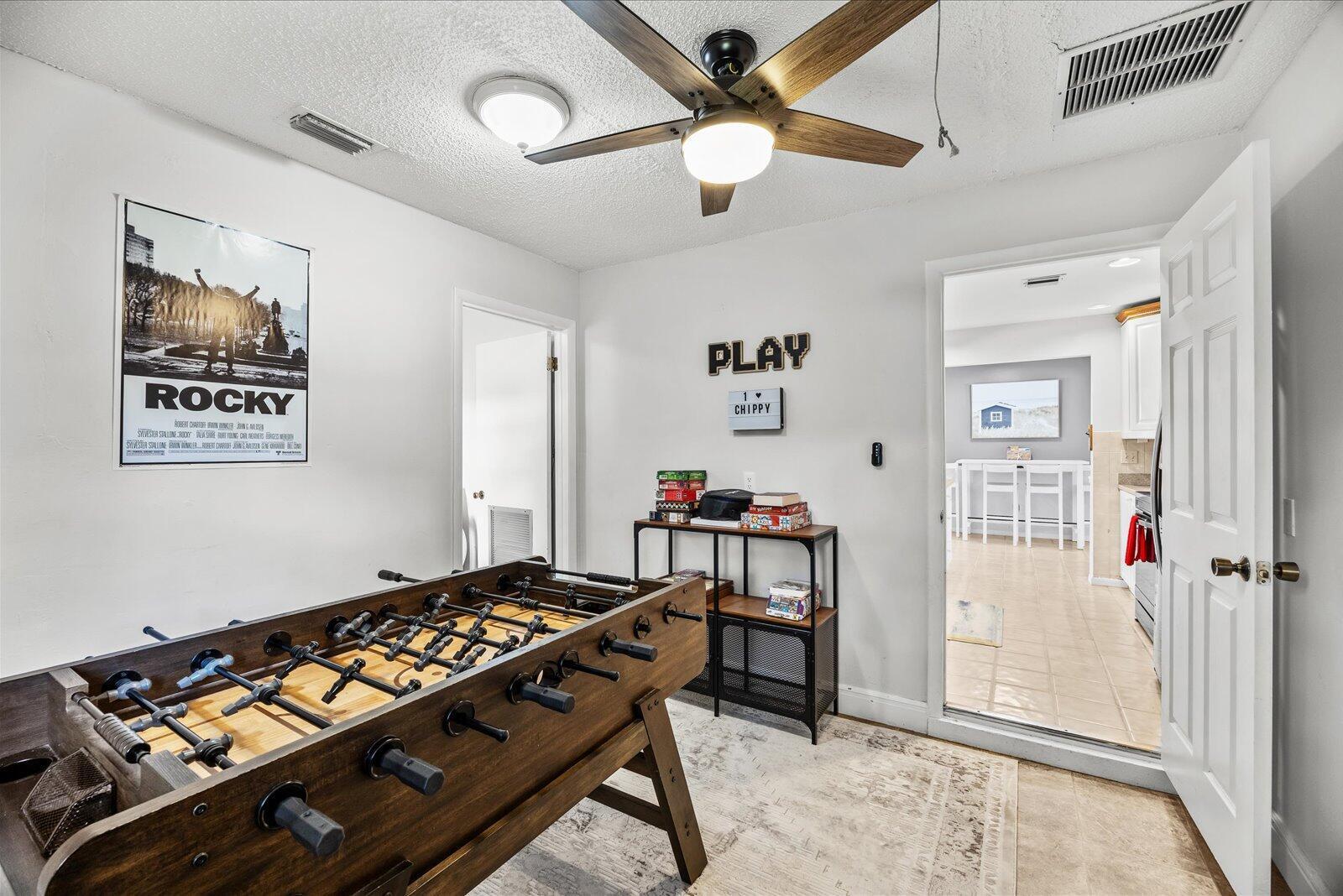 PALM LAKE PARK - Residential