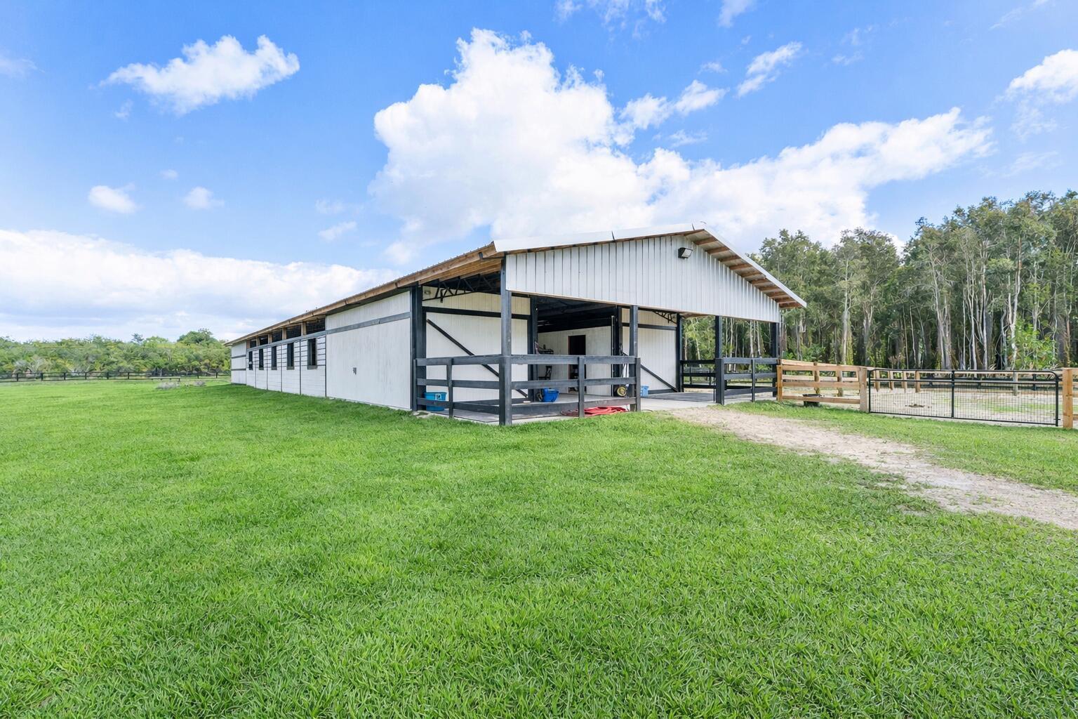 DEER RUN - Residential
