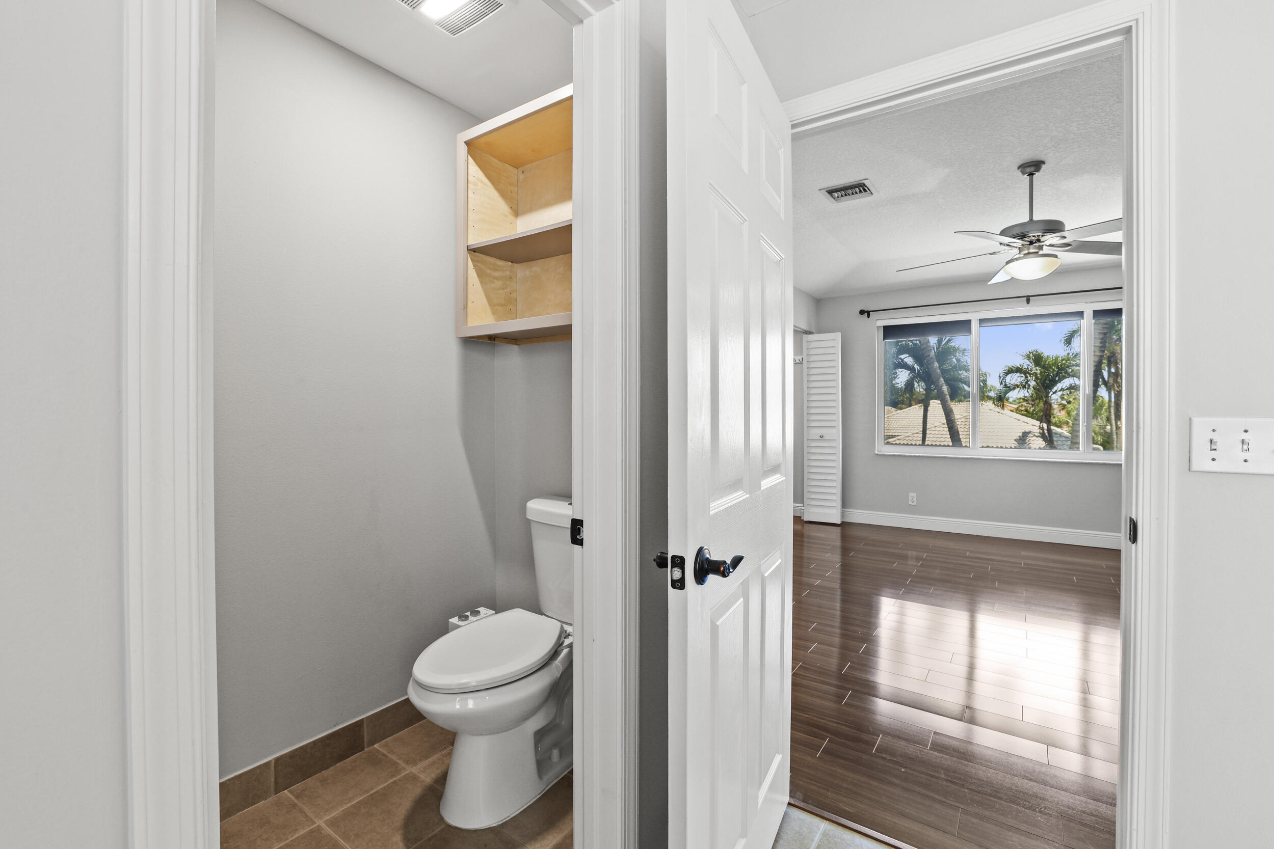 HOLIDAY SPRINGS EAST - Residential