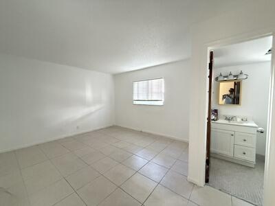 STRATFORD CONDOMINIUM - Residential Lease