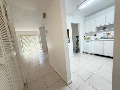 STRATFORD CONDOMINIUM - Residential Lease