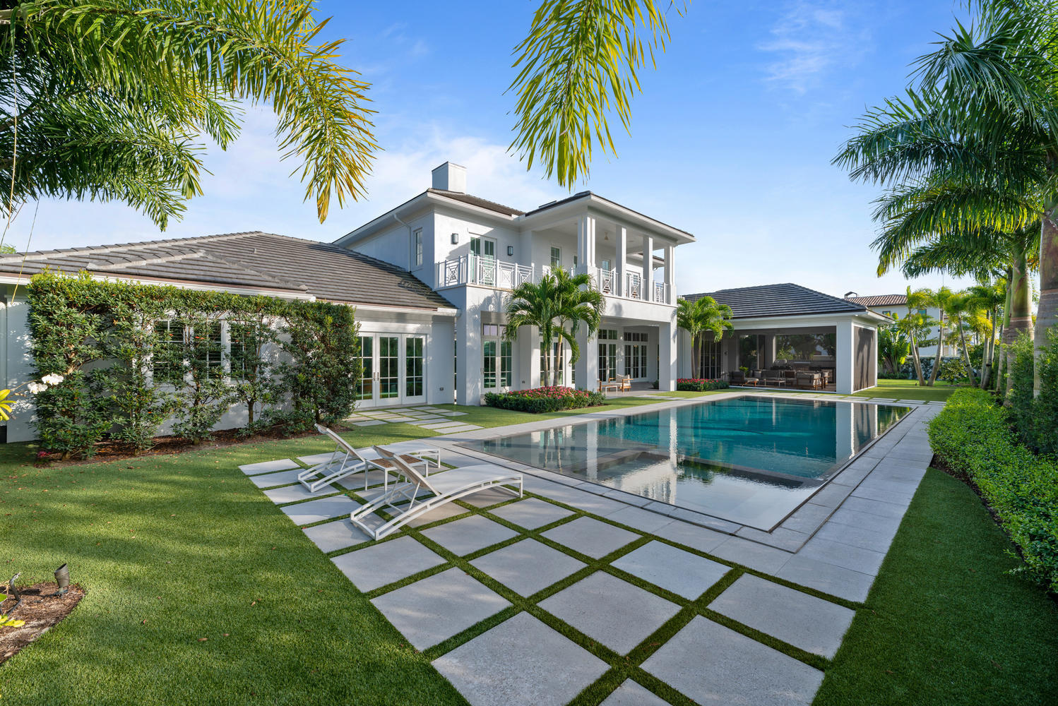 BLUE CYPRESS REPL AT PALM BEACH POLO & COUNTRY CLU - Residential