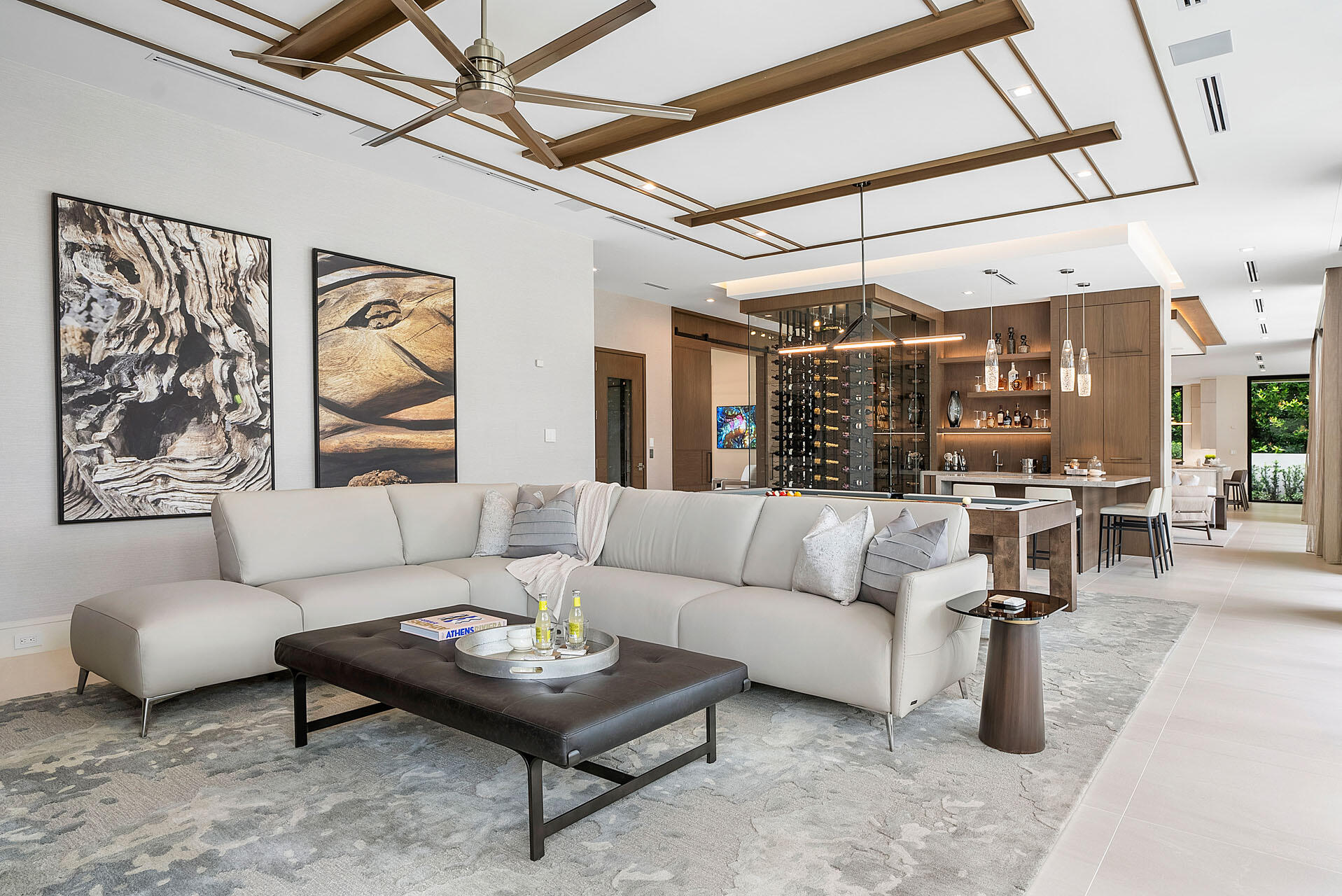 ROYAL PALM YACHT & COUNTRY CLUB - Residential