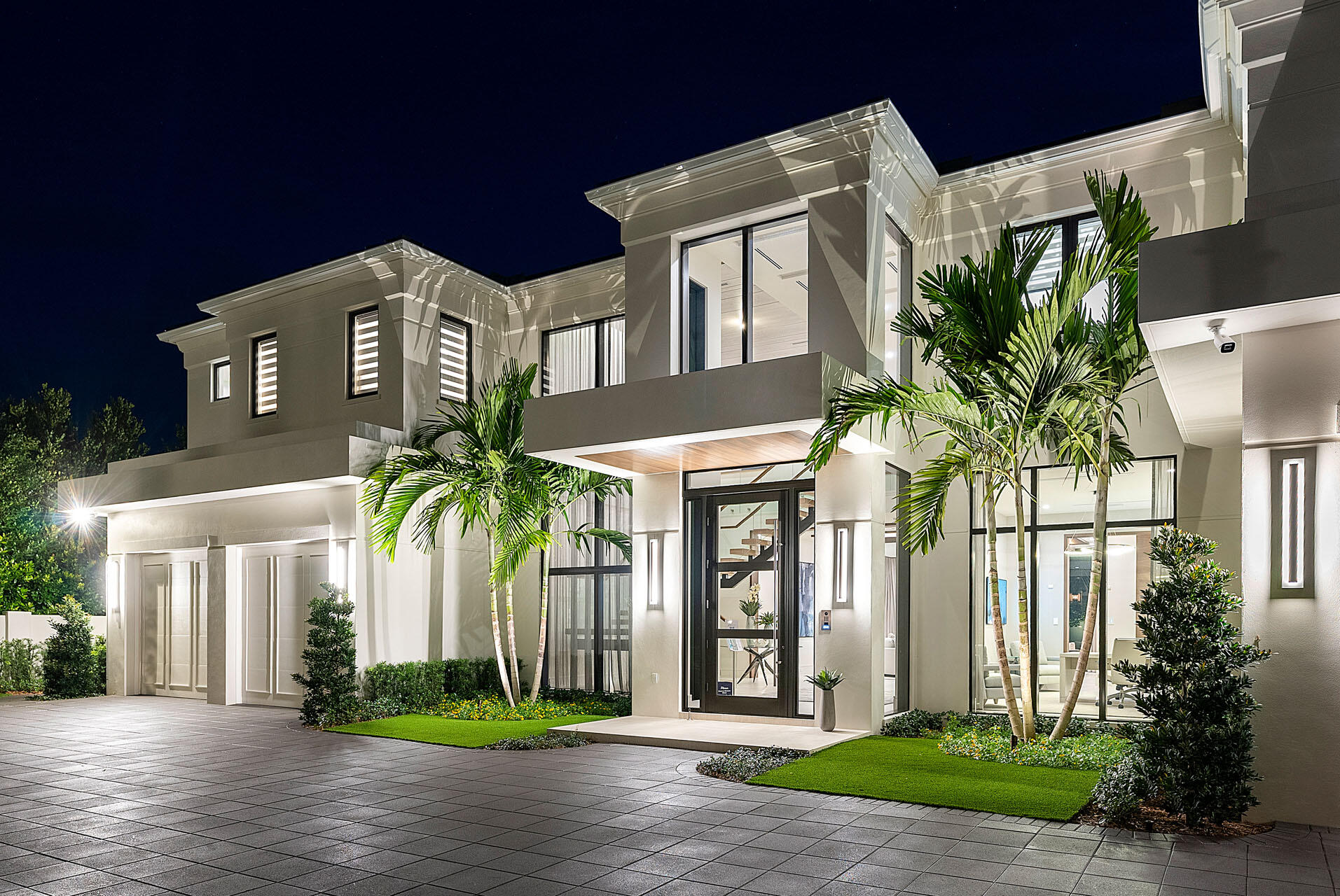 ROYAL PALM YACHT & COUNTRY CLUB - Residential
