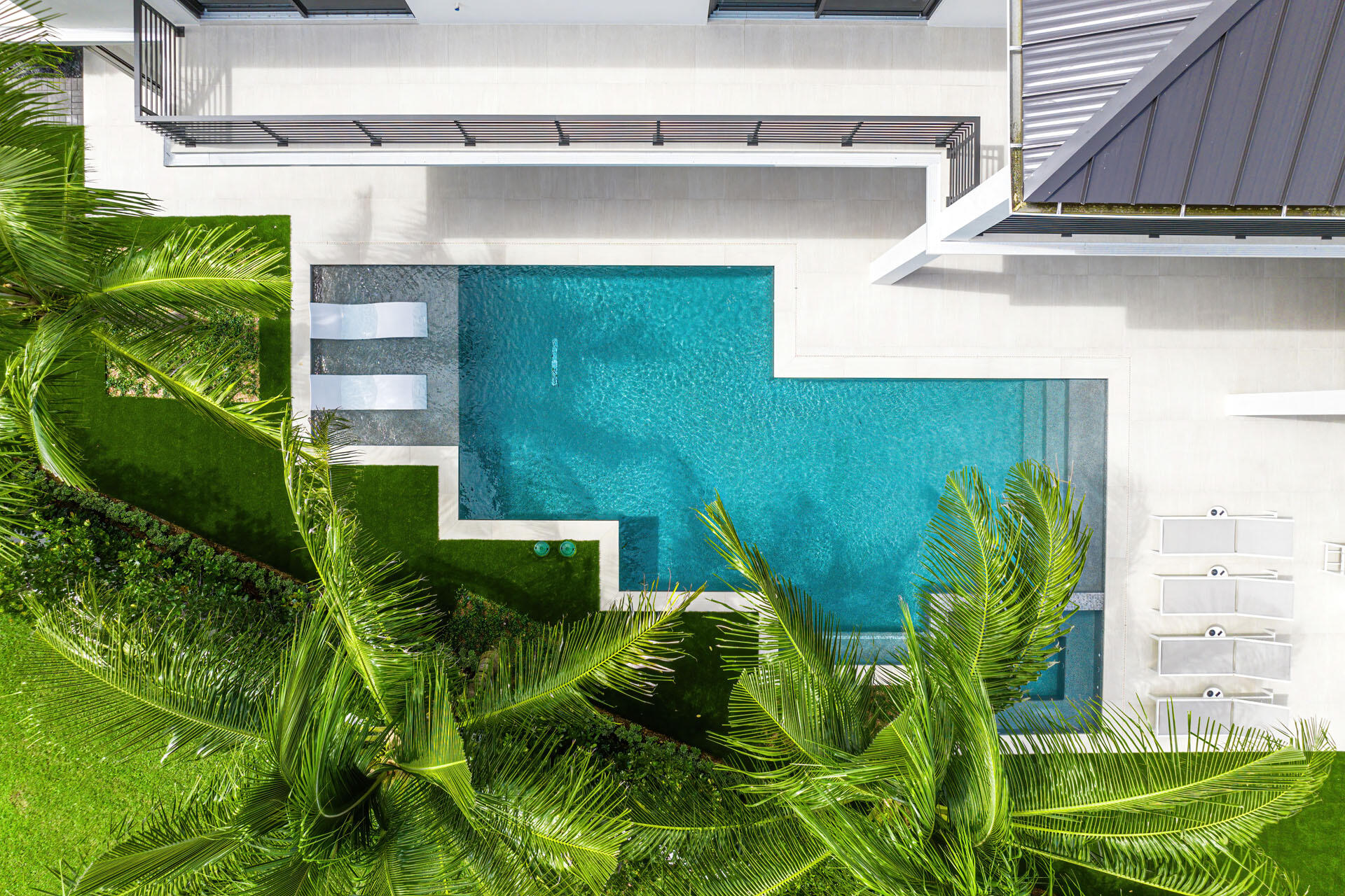ROYAL PALM YACHT & COUNTRY CLUB - Residential