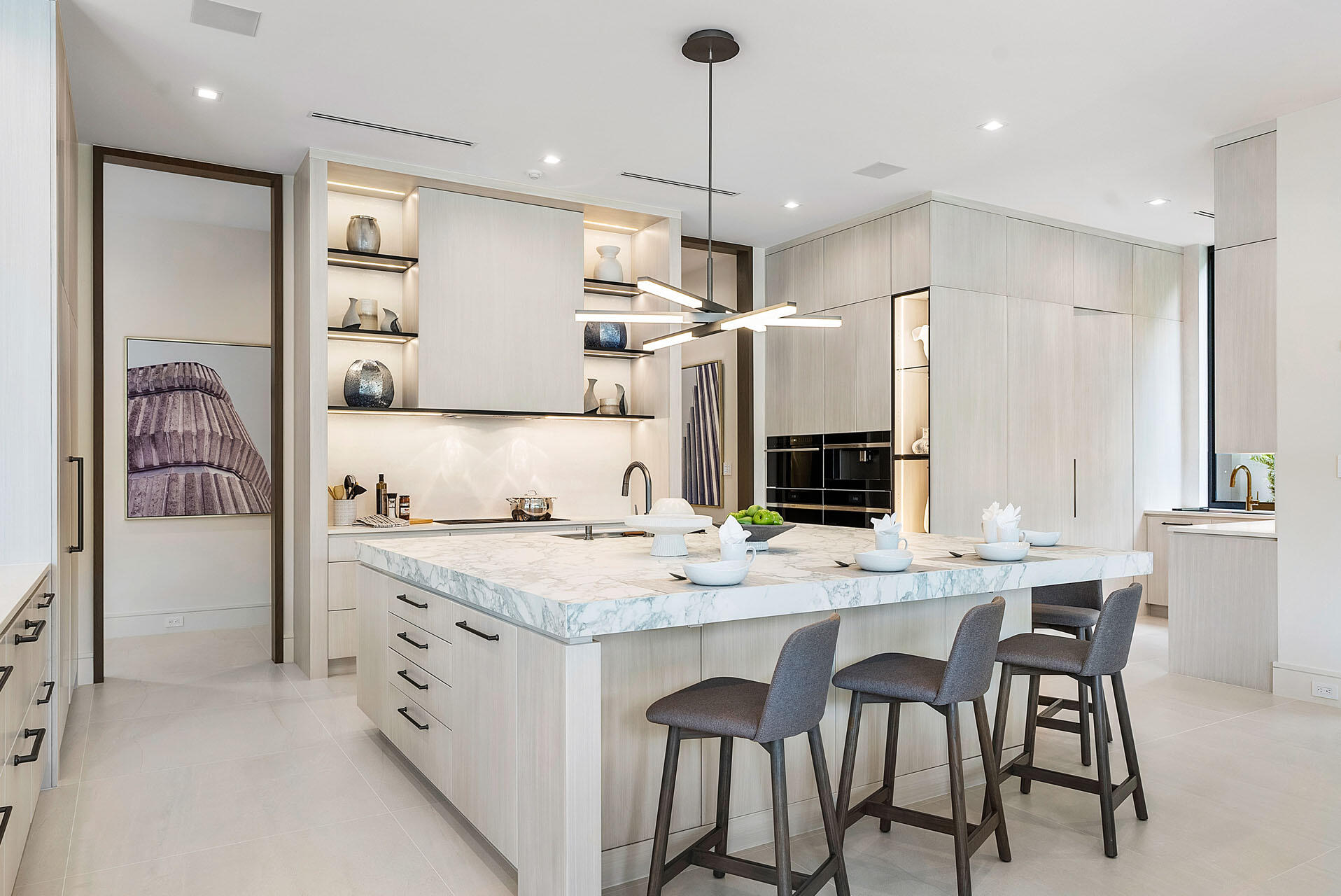 ROYAL PALM YACHT & COUNTRY CLUB - Residential