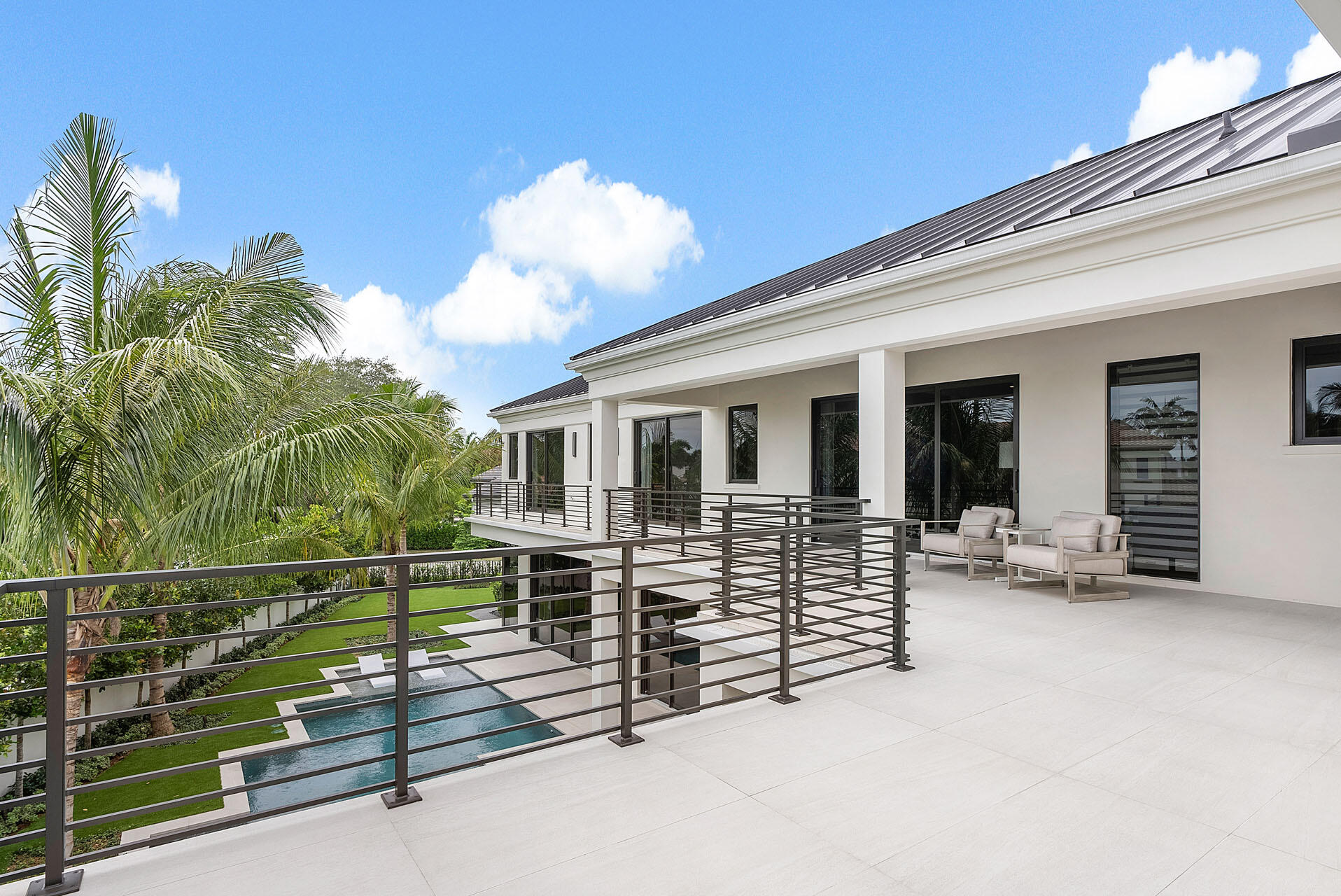 ROYAL PALM YACHT & COUNTRY CLUB - Residential