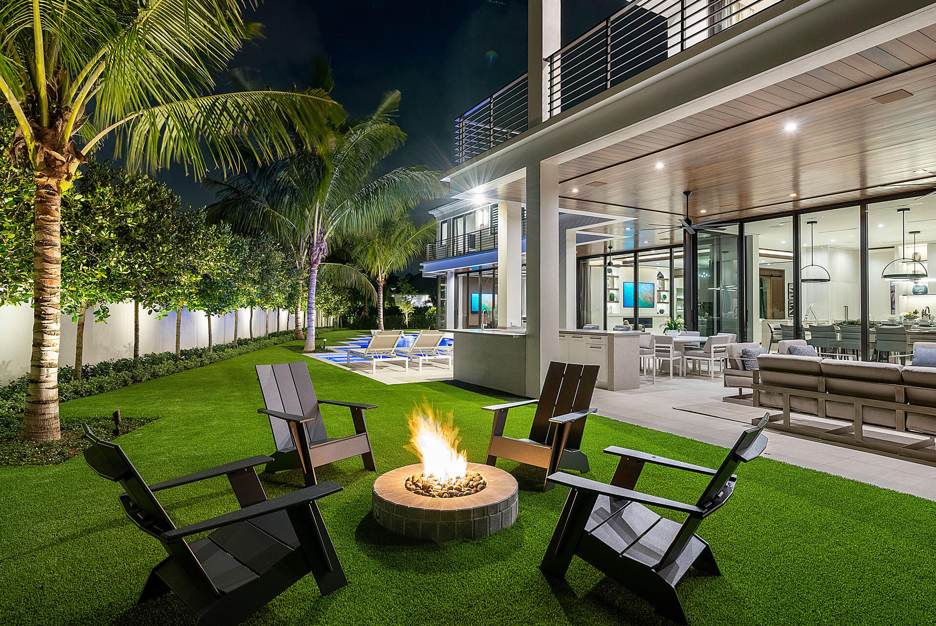 ROYAL PALM YACHT & COUNTRY CLUB - Residential
