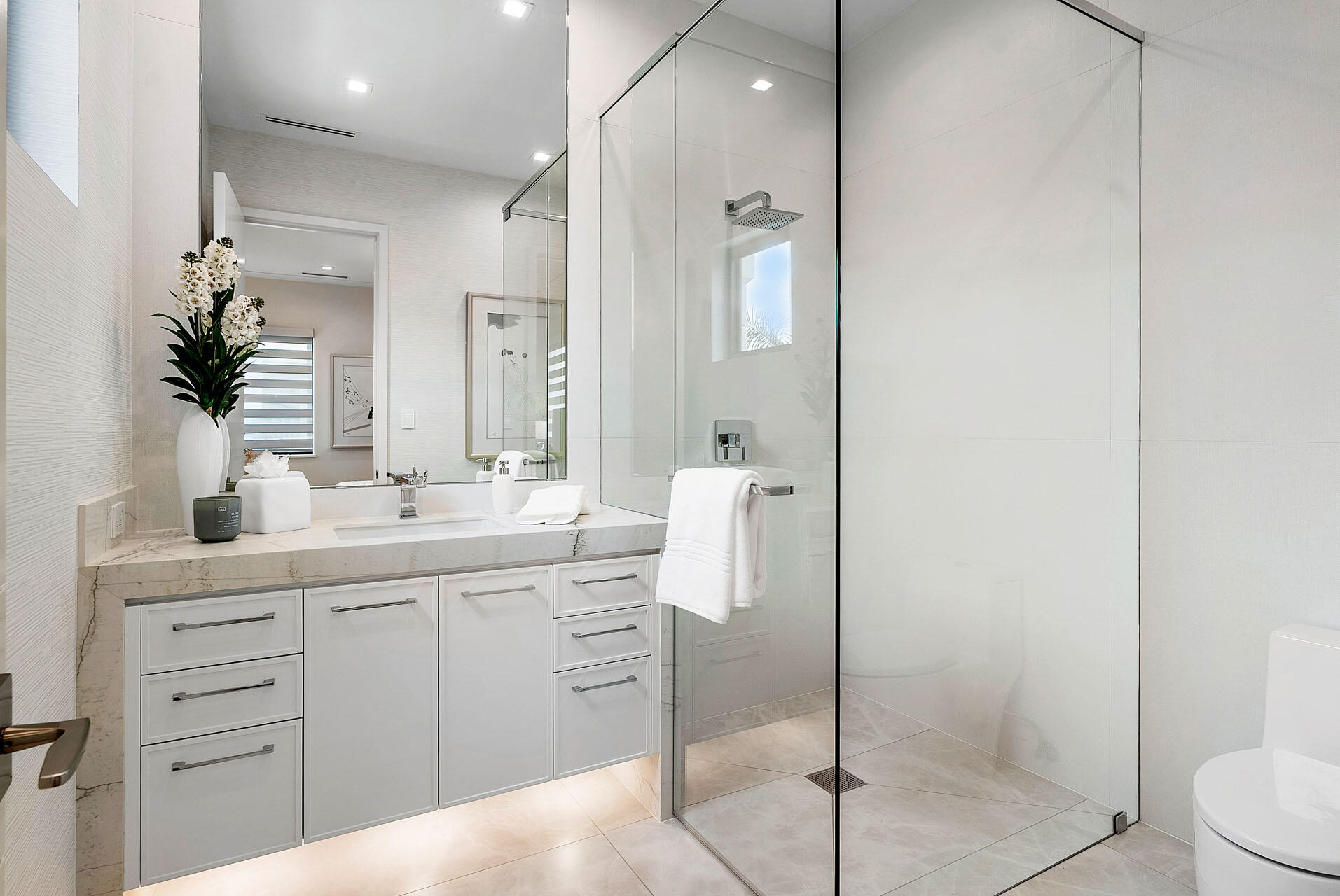 ROYAL PALM YACHT & COUNTRY CLUB - Residential