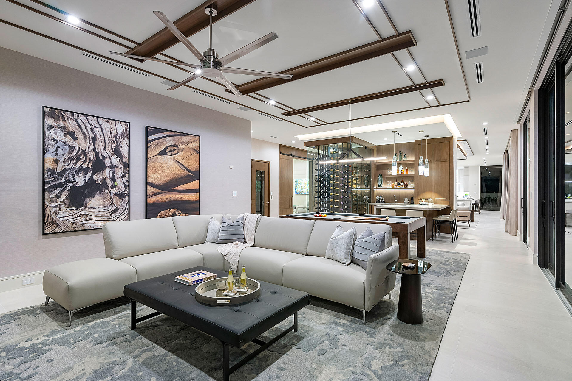 ROYAL PALM YACHT & COUNTRY CLUB - Residential