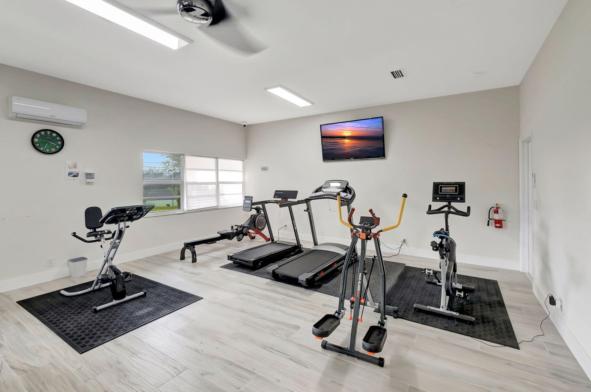 HIGH POINT OF DELRAY WEST CONDO SEC 1&2 - Residential