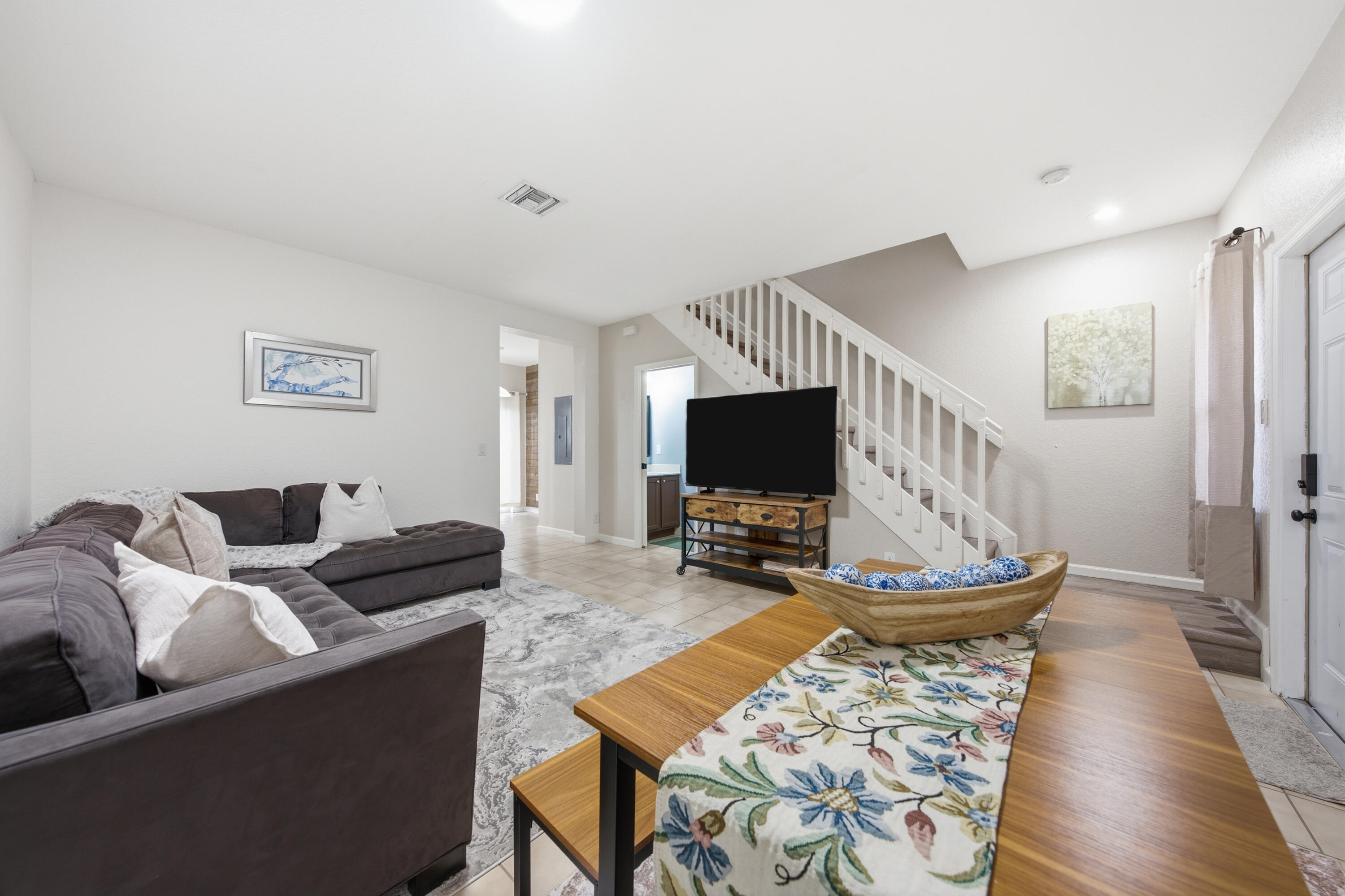 GEORGIAN COURTS - Residential Lease