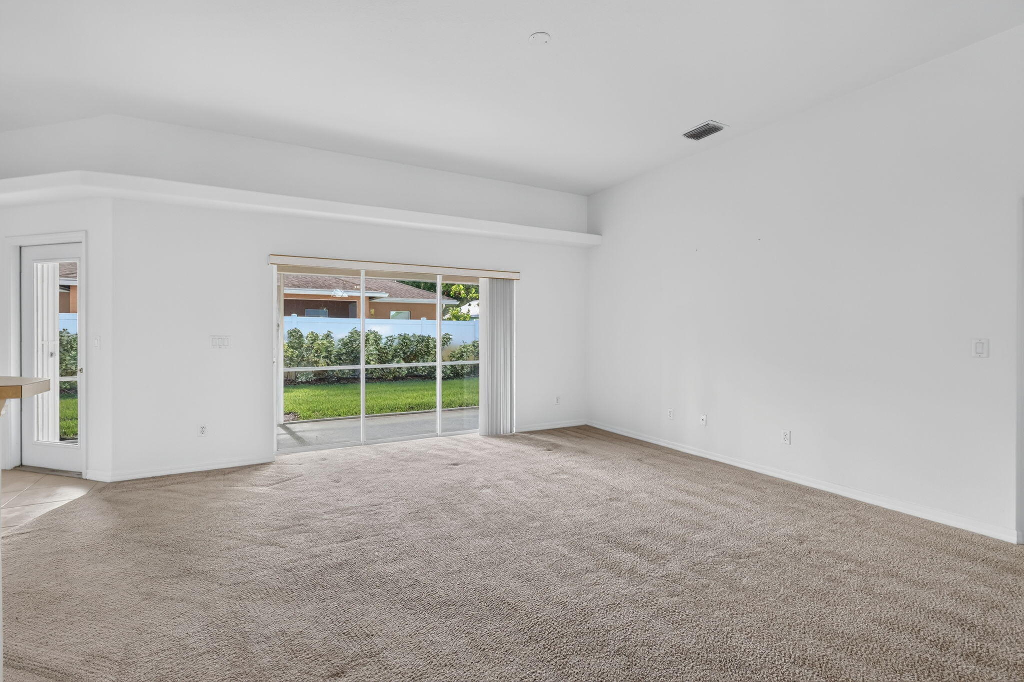 LAKE LUCIE ESTATES - Residential