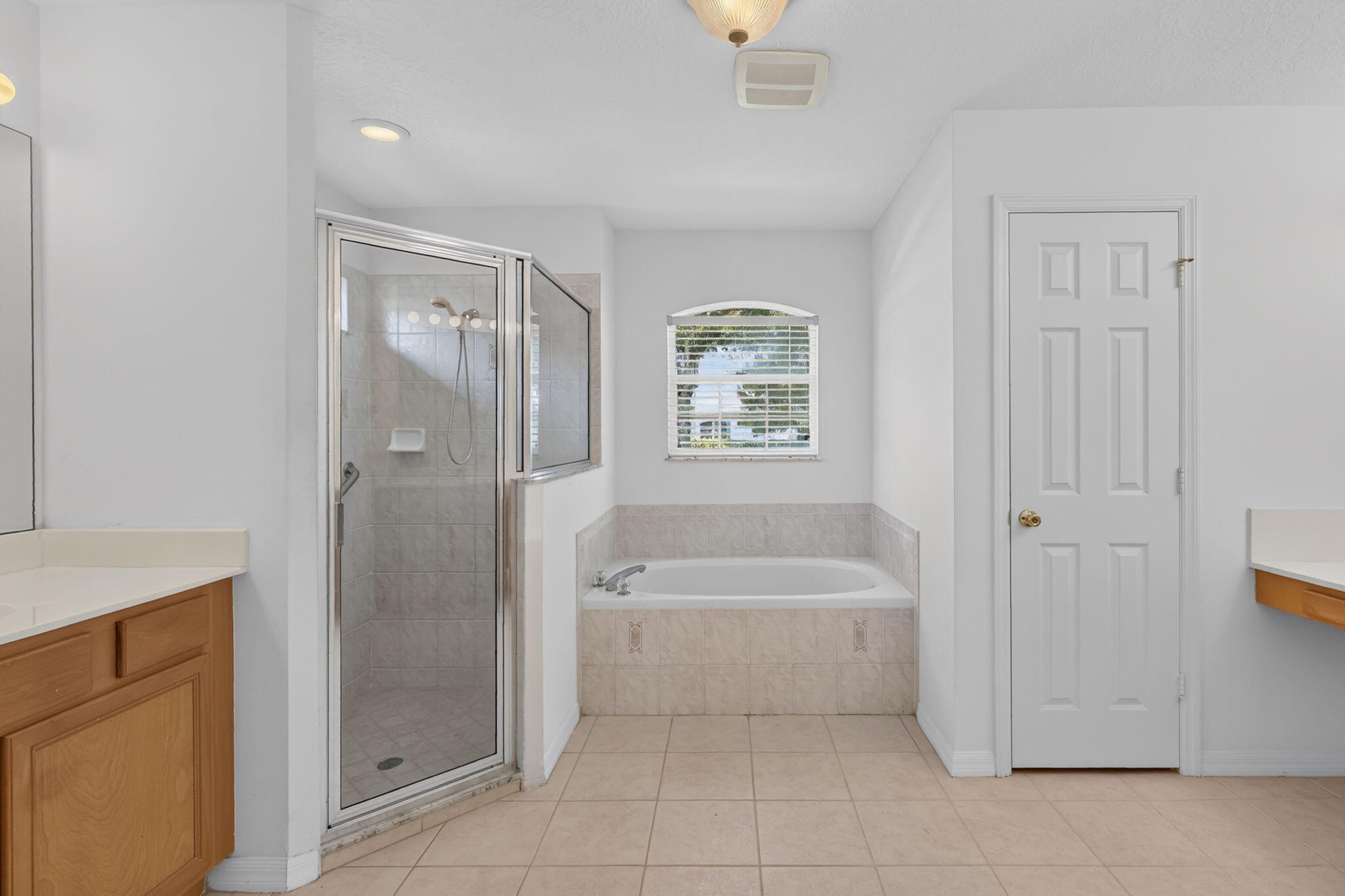 LAKE LUCIE ESTATES - Residential