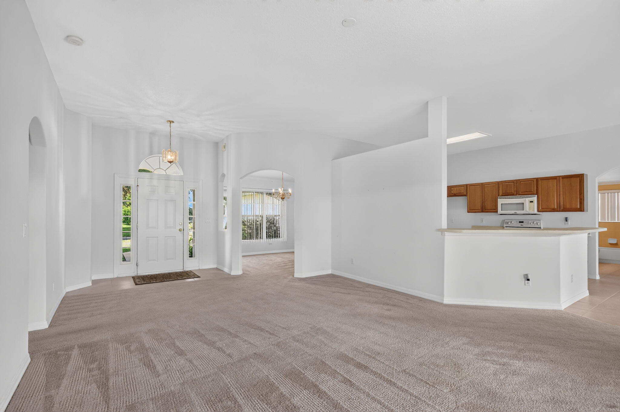 LAKE LUCIE ESTATES - Residential