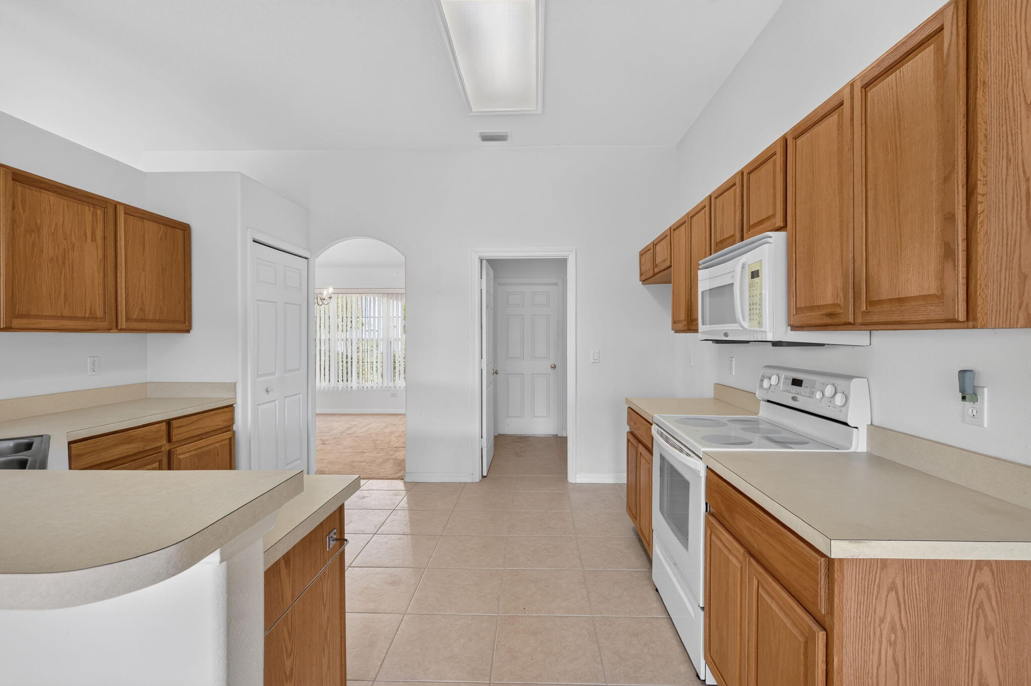 LAKE LUCIE ESTATES - Residential