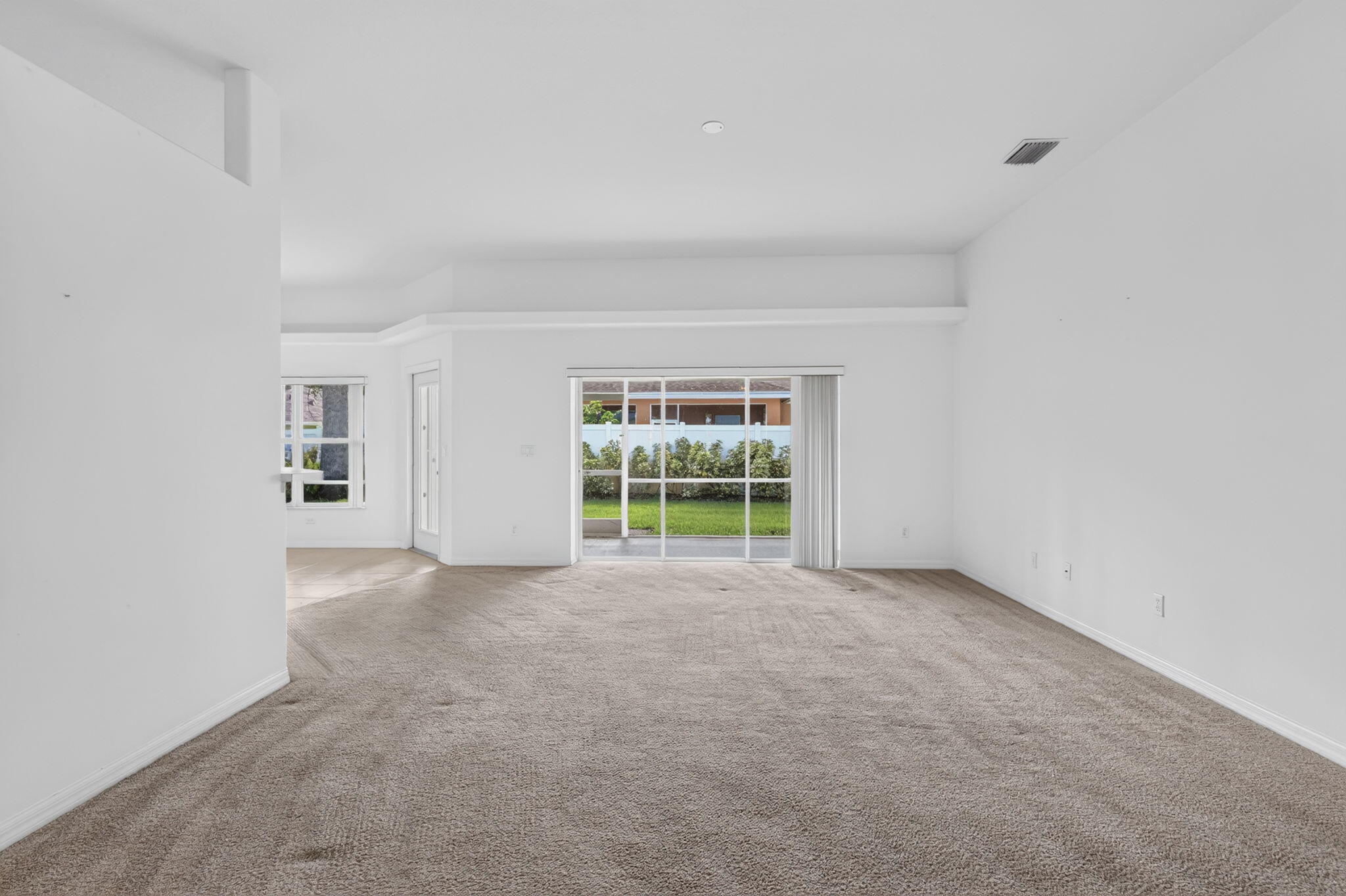 LAKE LUCIE ESTATES - Residential
