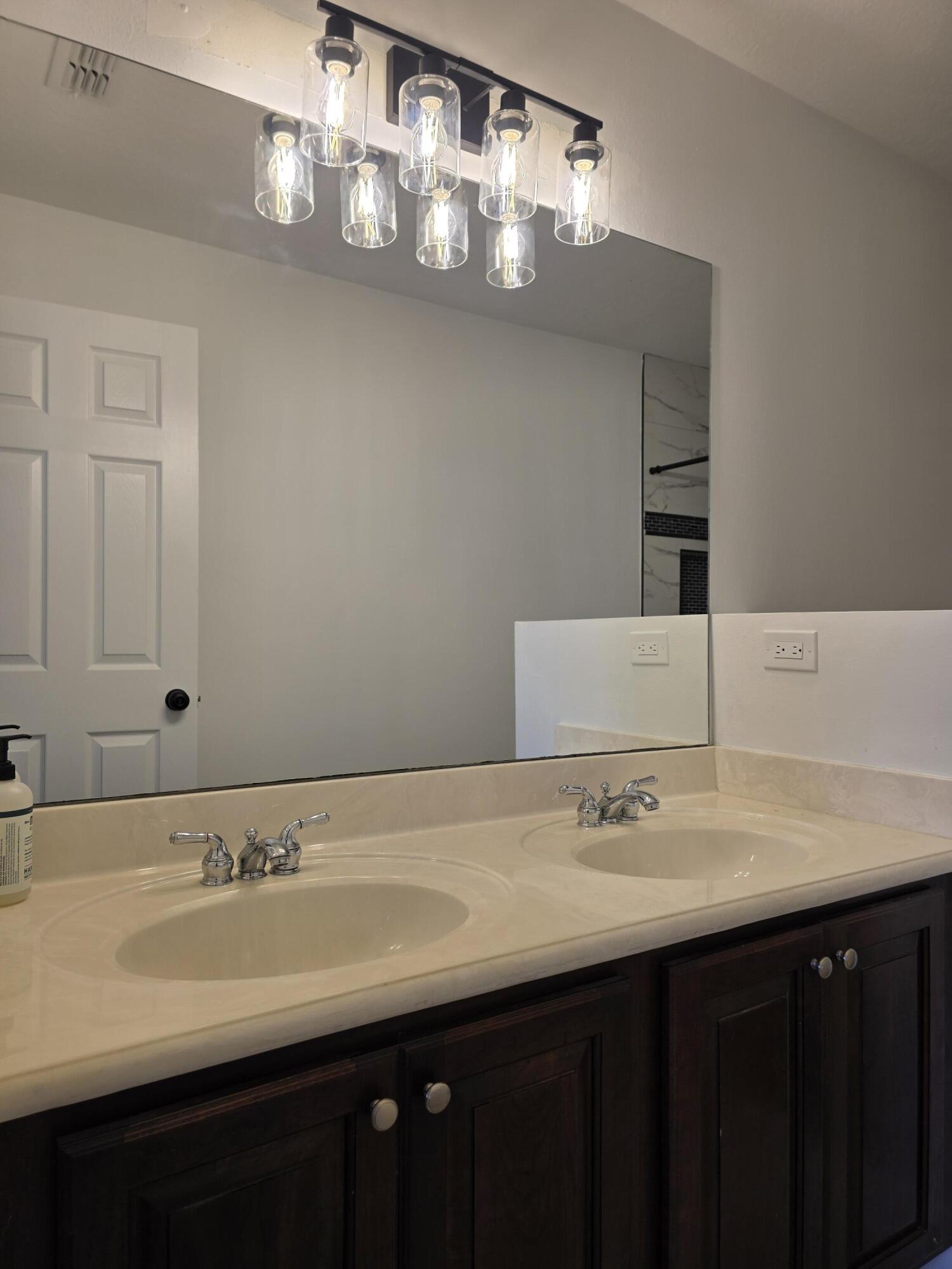 Newport Isles - Residential