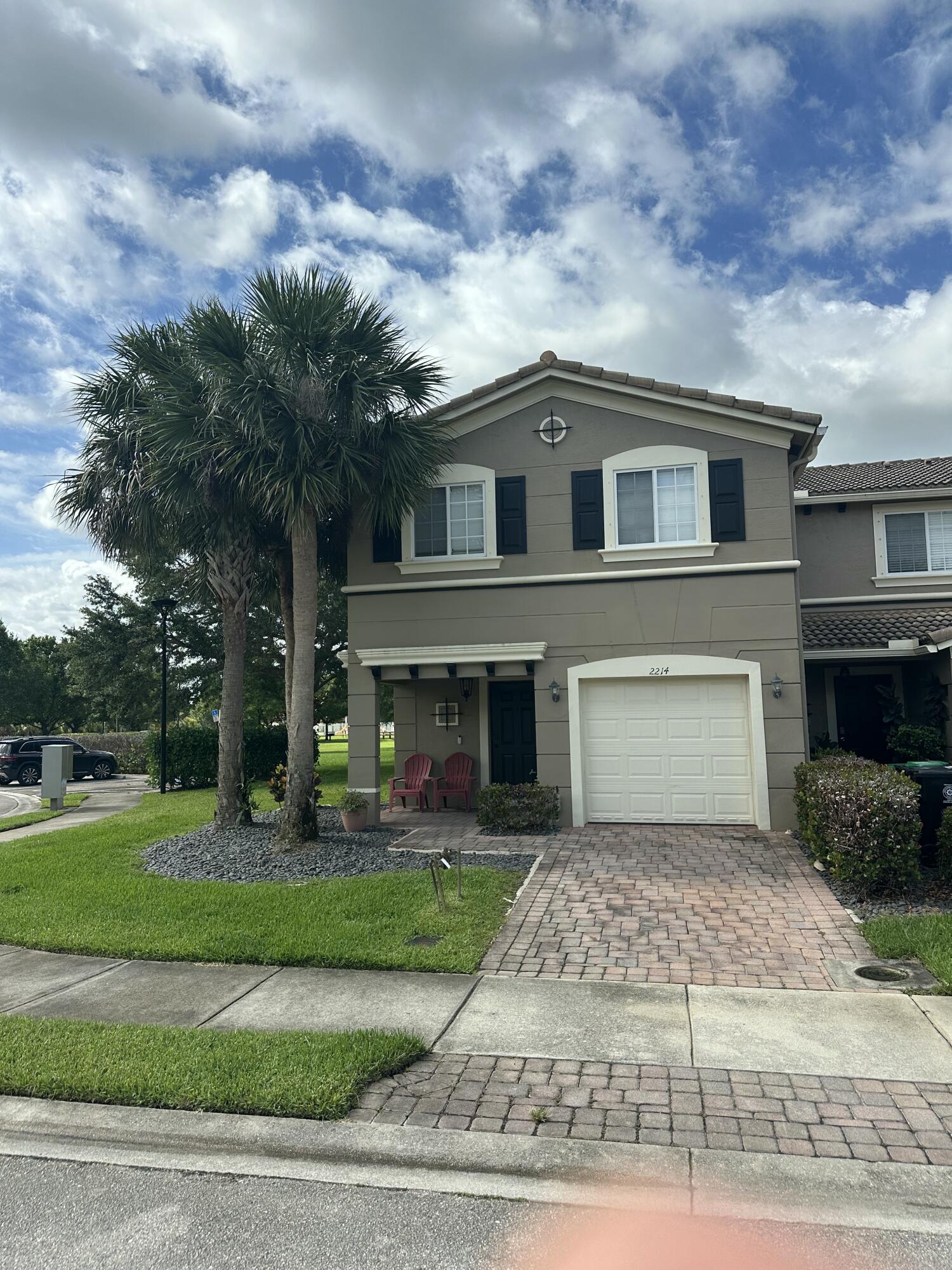 Newport Isles - Residential