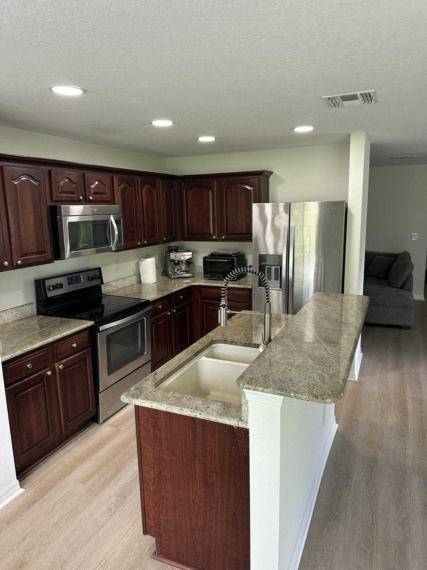 Newport Isles - Residential