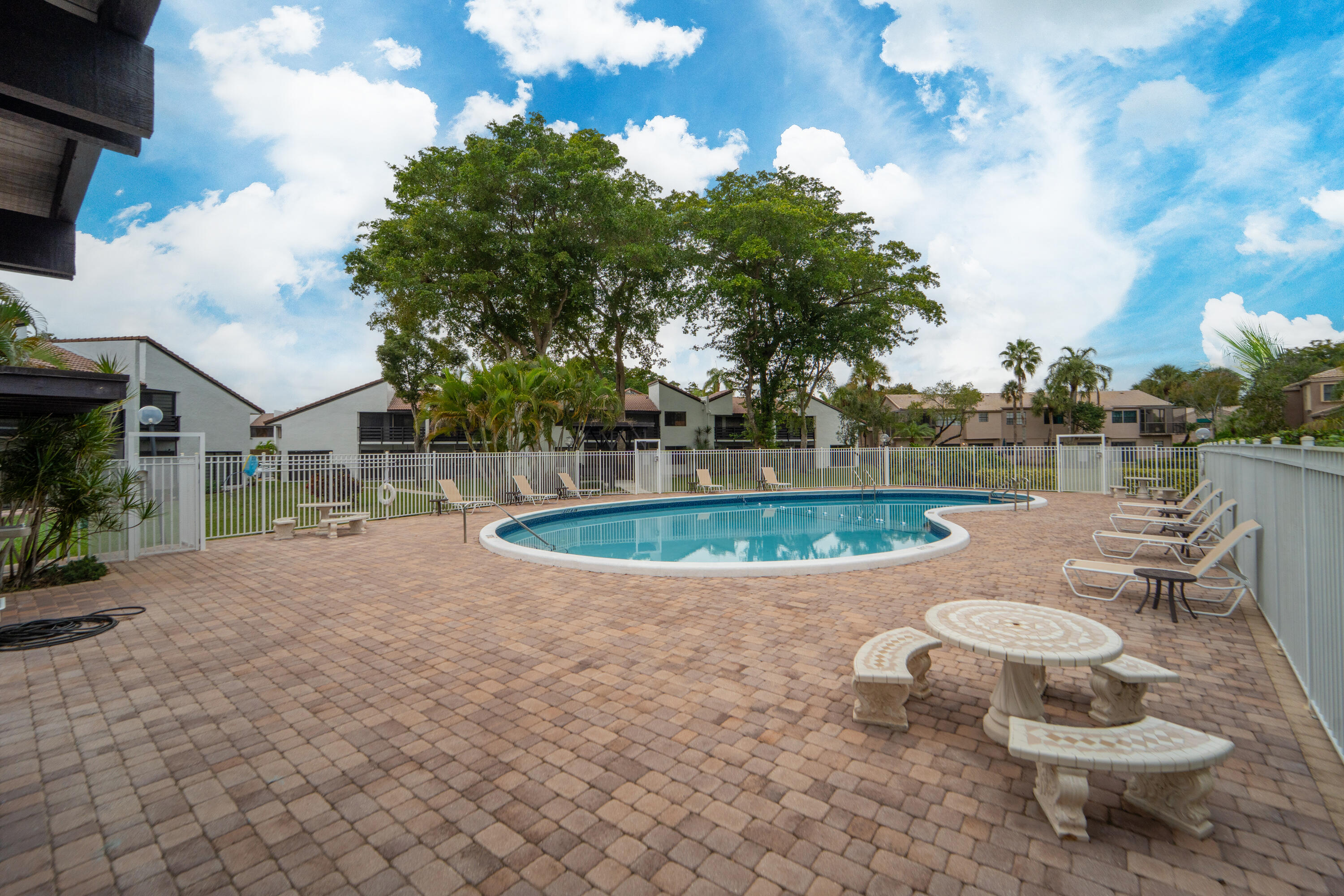 WESTWOOD AT CYPRESS RUN CONDO - Residential