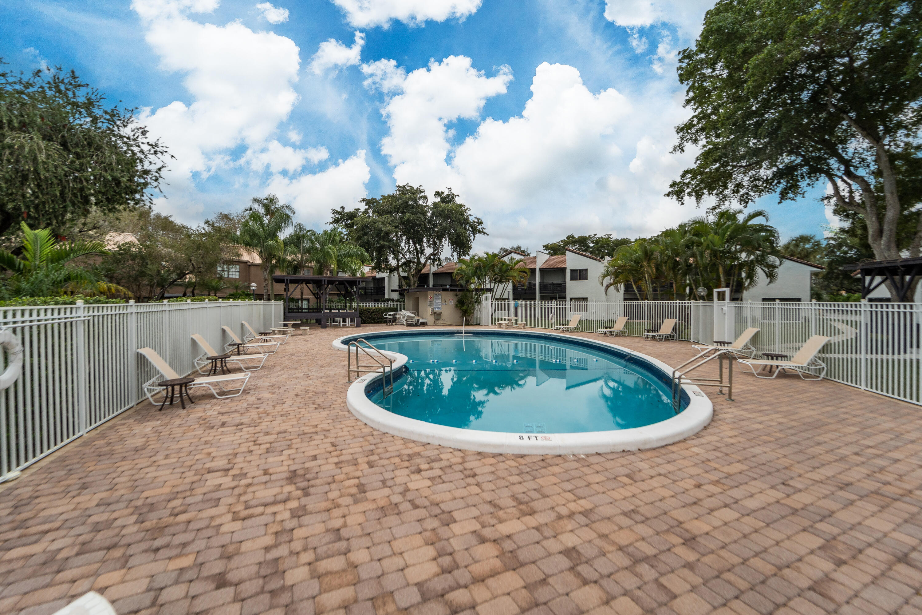 WESTWOOD AT CYPRESS RUN CONDO - Residential