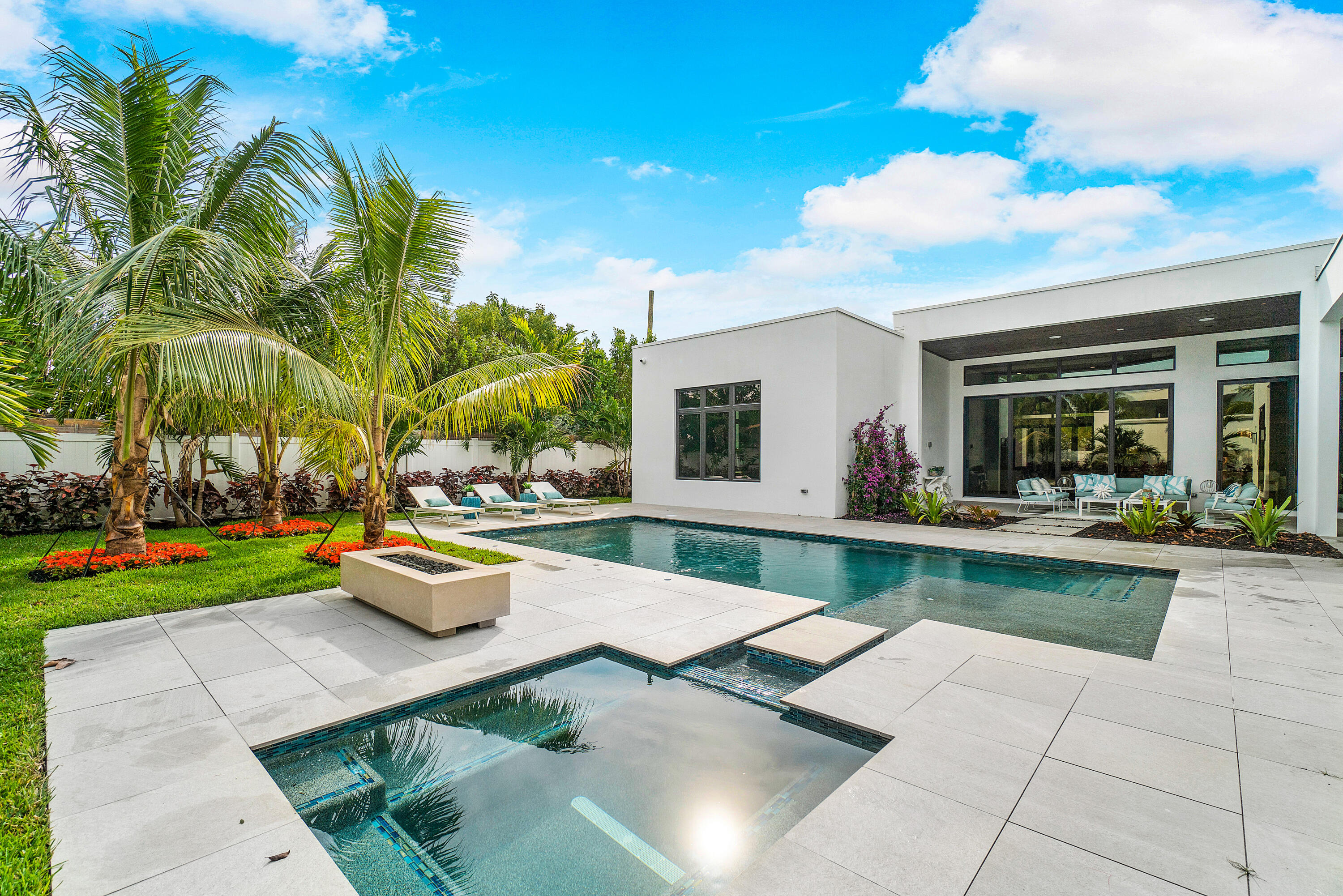 HIGH ACRES 1ST ADD - Residential