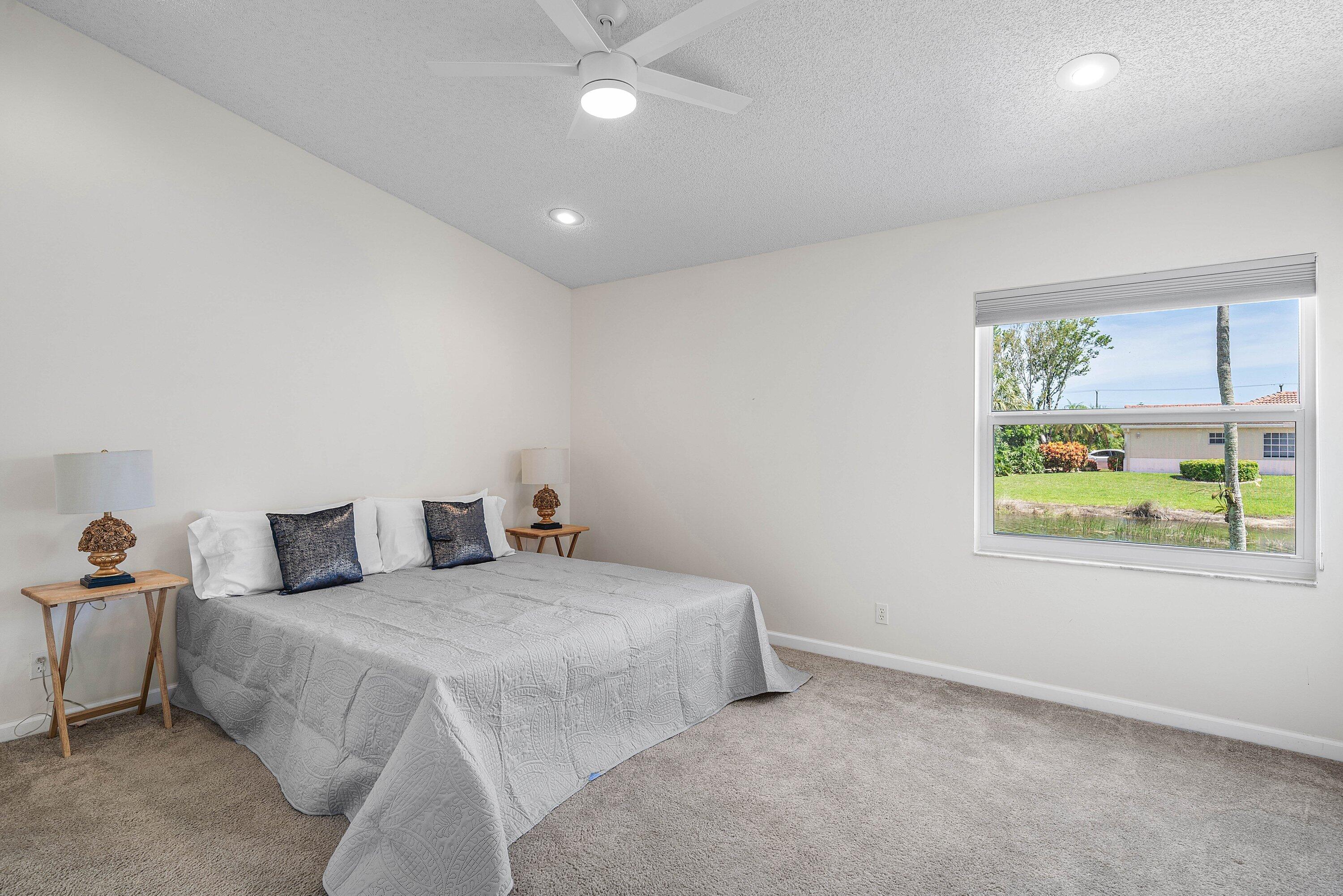 FLORAL LAKES 1 - Residential Lease