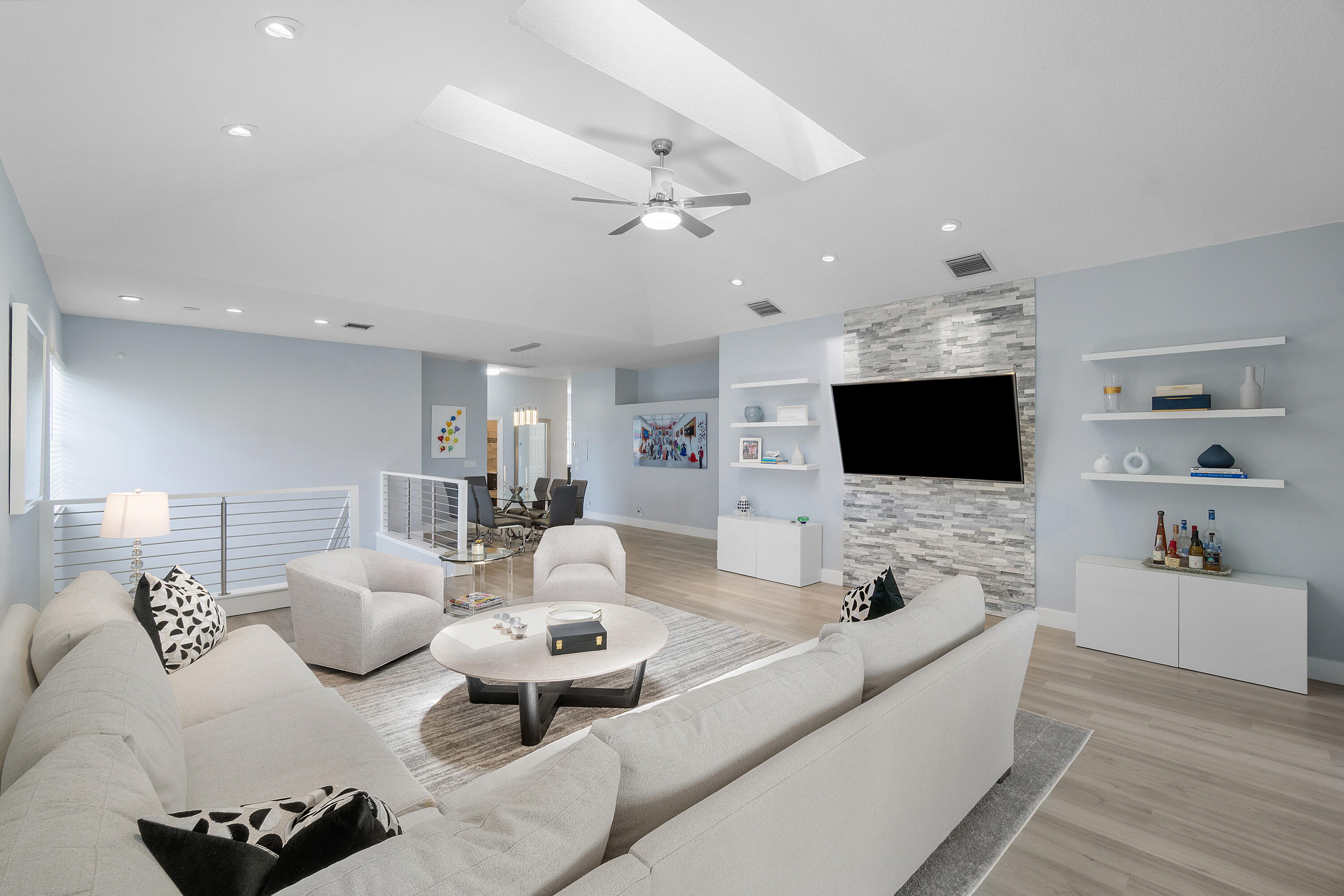 CATALINA / POLO CLUB - Residential