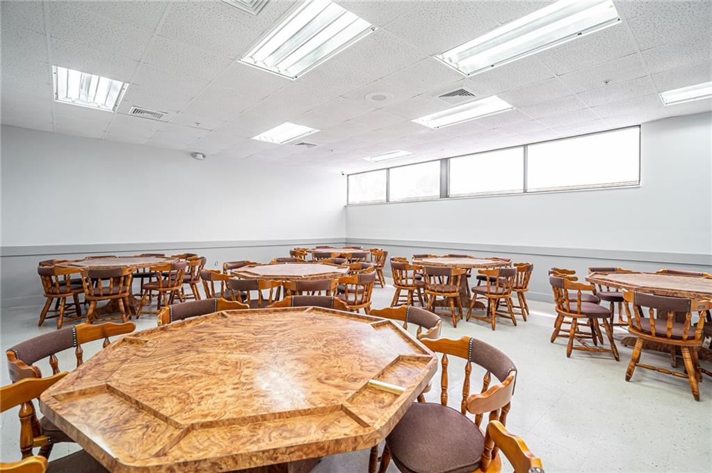 Lauderdale West 3 Sec 83- - Residential