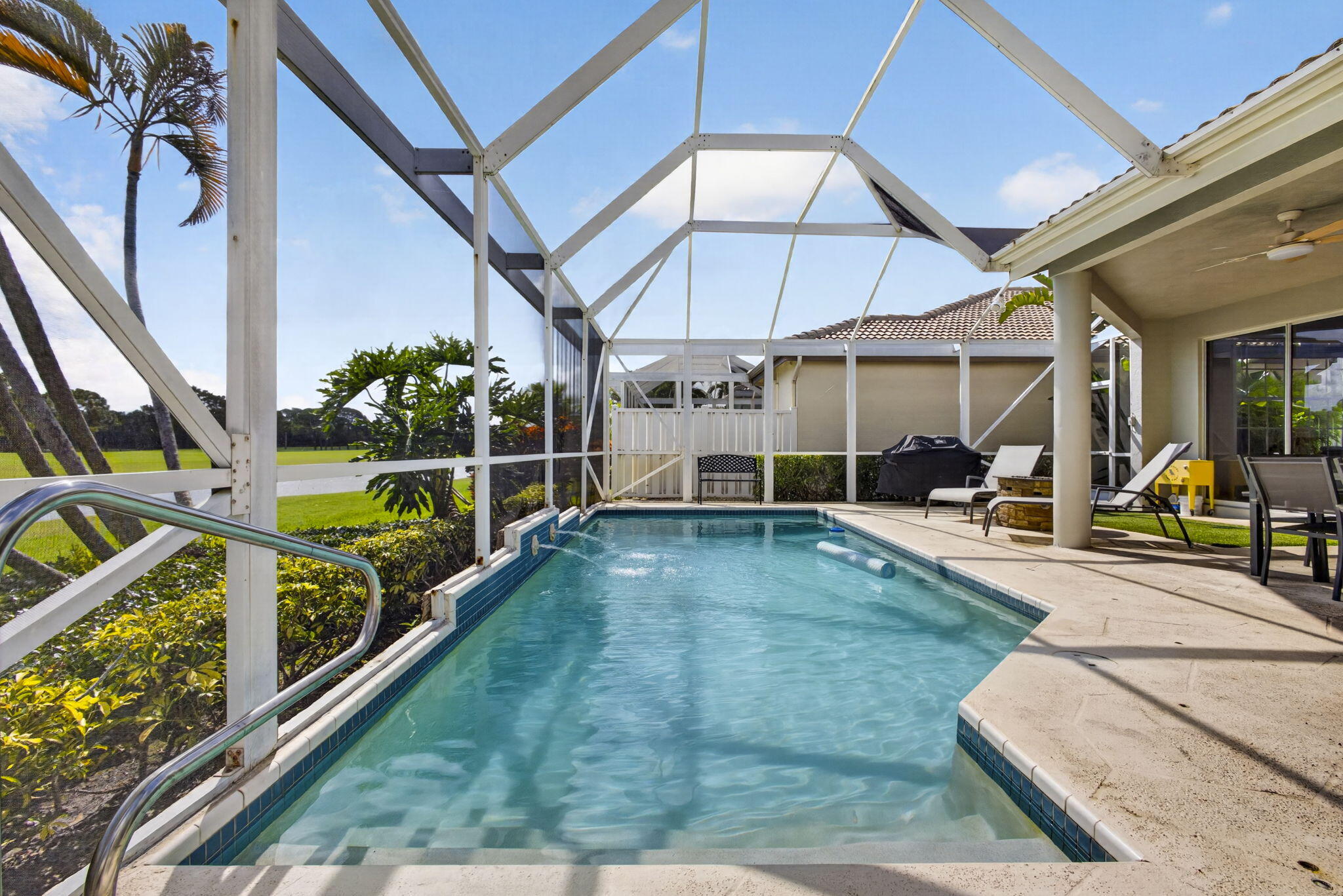 IBIS GOLF AND COUNTRY CLUB - Residential