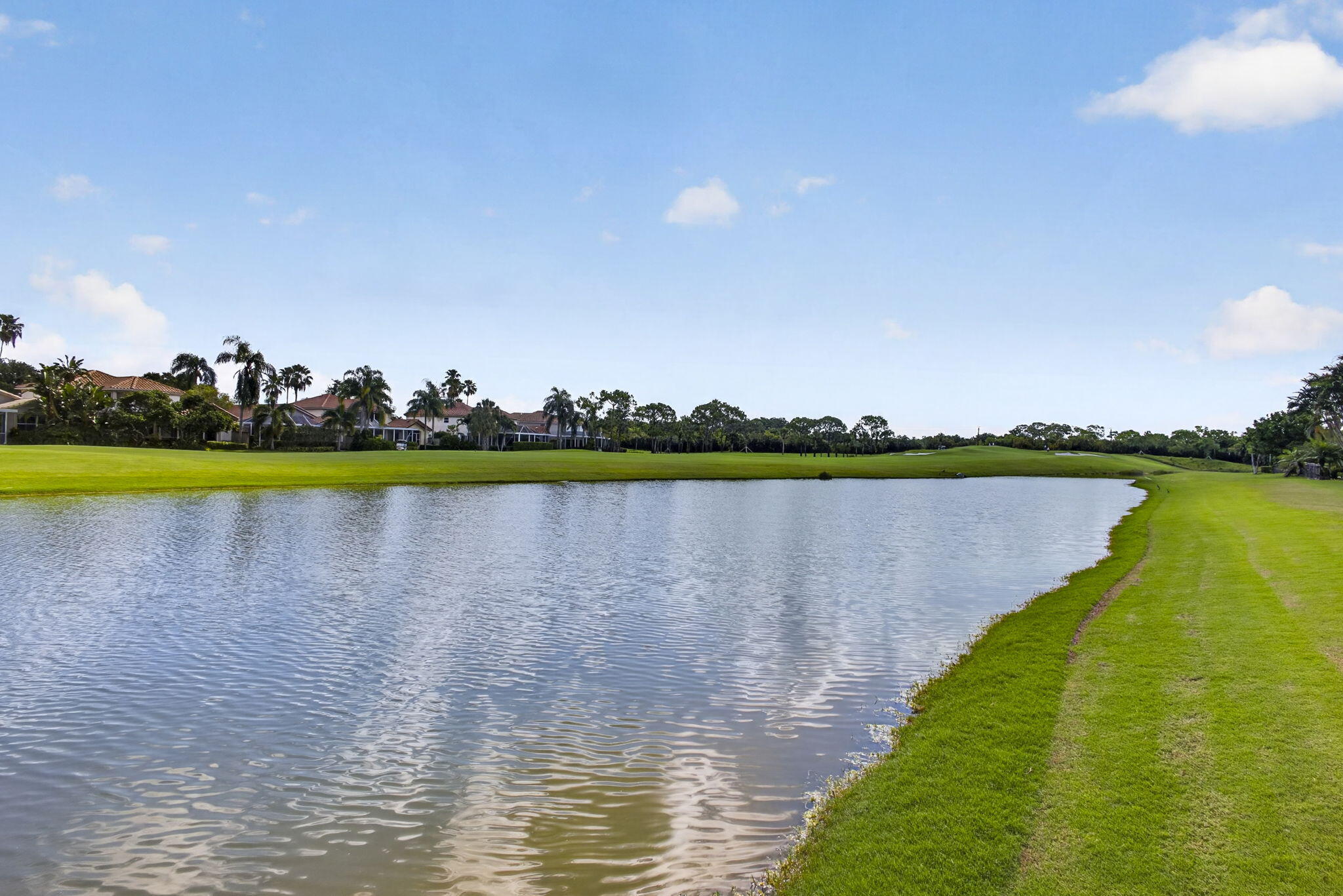 IBIS GOLF AND COUNTRY CLUB - Residential