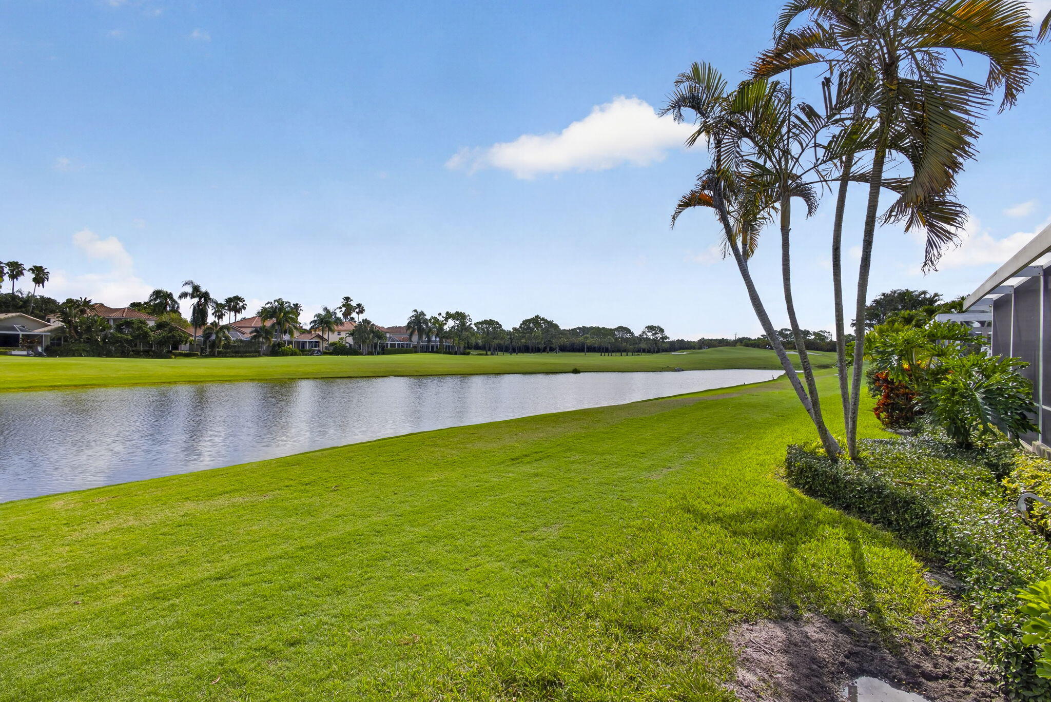 IBIS GOLF AND COUNTRY CLUB - Residential