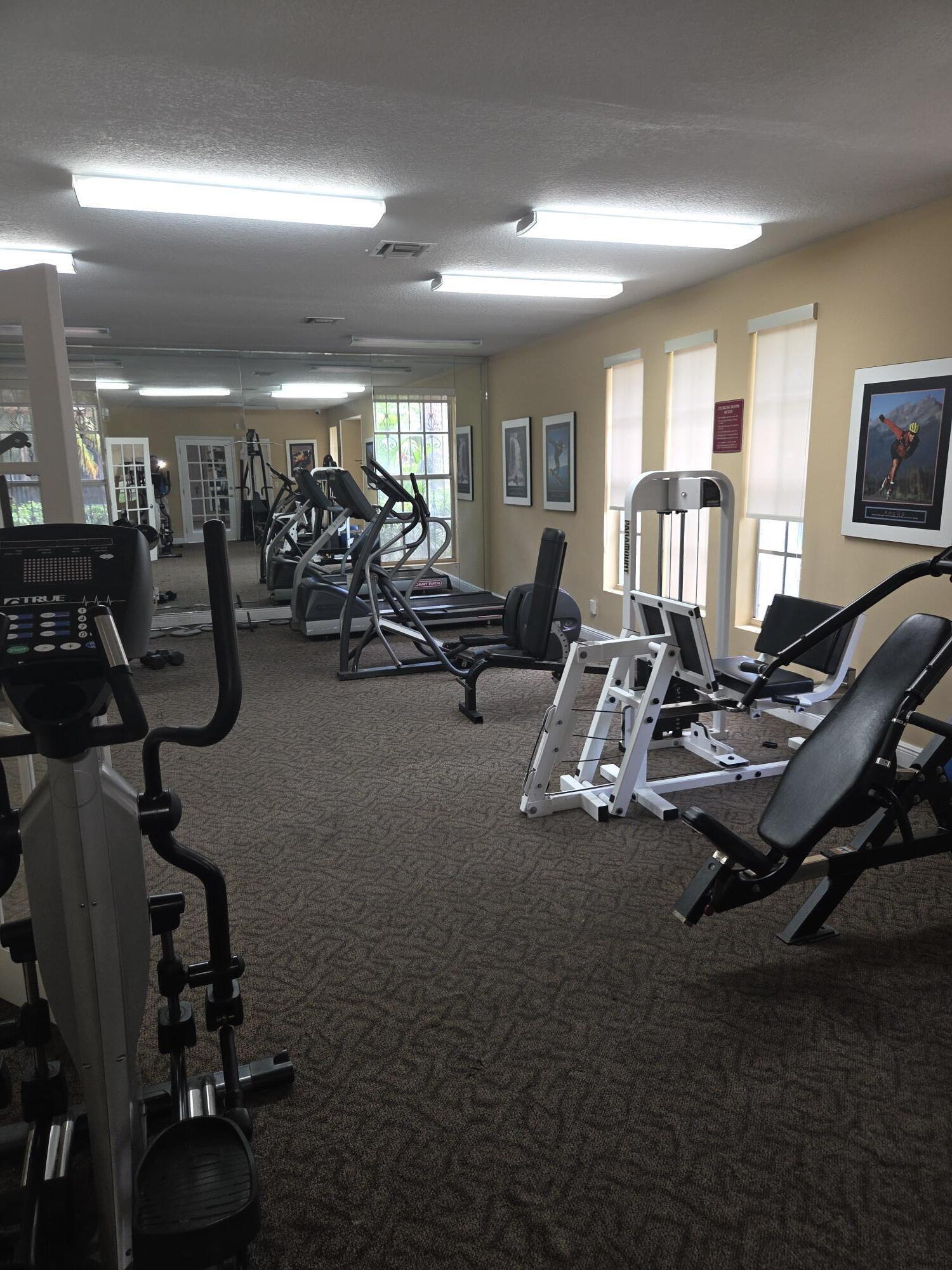 ROYAL POINCIANA CONDO - Residential Lease