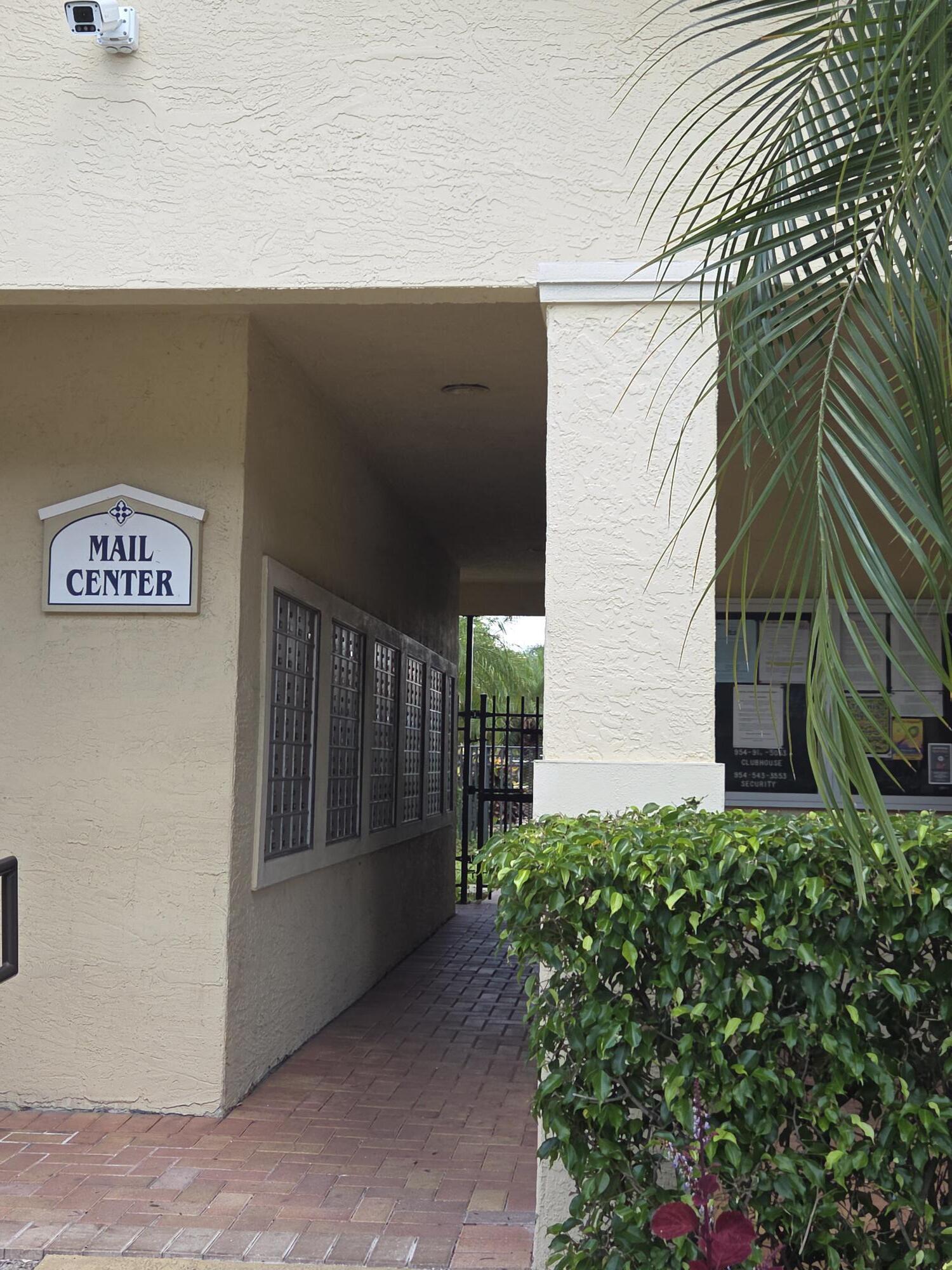 ROYAL POINCIANA CONDO - Residential Lease