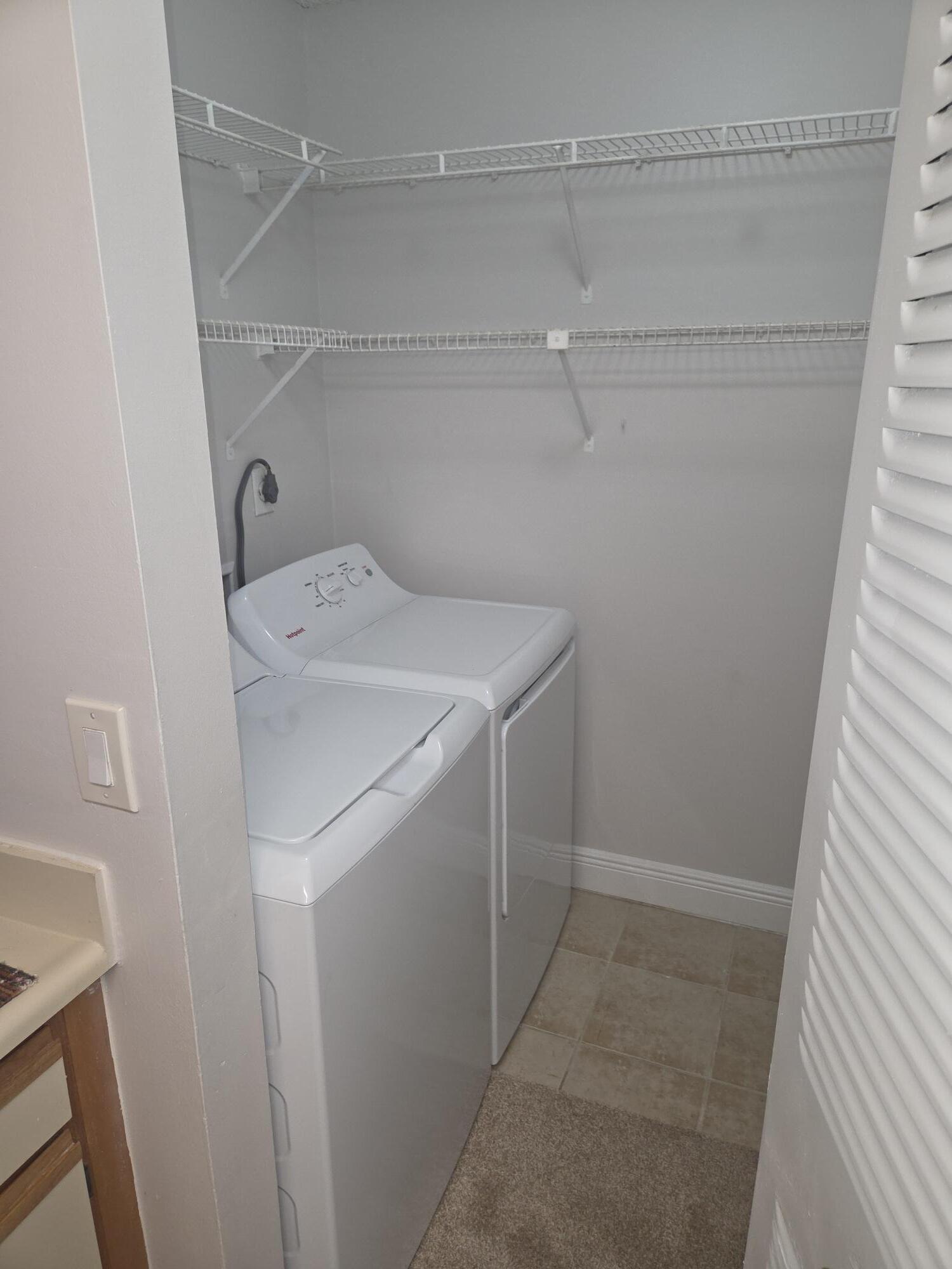 ROYAL POINCIANA CONDO - Residential Lease